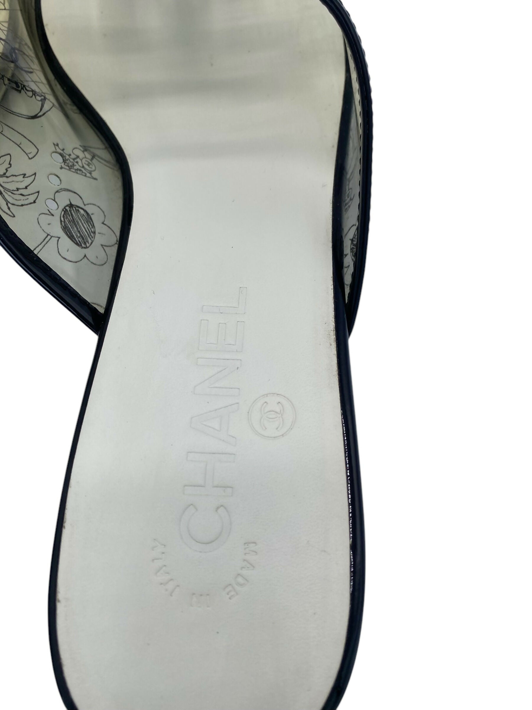 Rare Chanel PVC Black Patent Leather CC Logos Flat Slide Sandals EU 39.5C