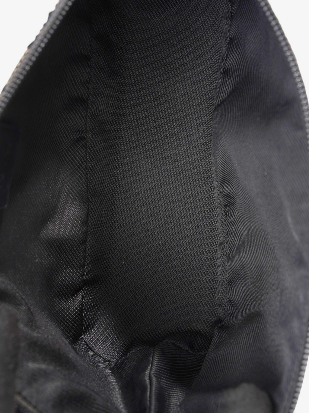 Gucci Boat Pochette GG Supreme / Black Canvas