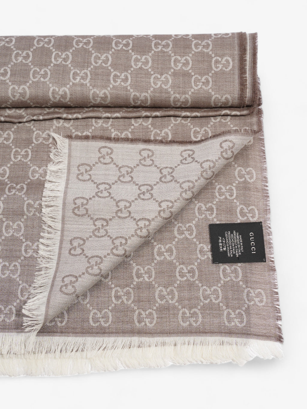 Gucci Beige Gucci scarf Grey GG Supreme Wool