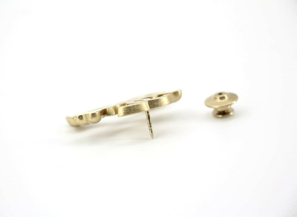 Chanel Vintage 03P Enamel White Skull Brooch