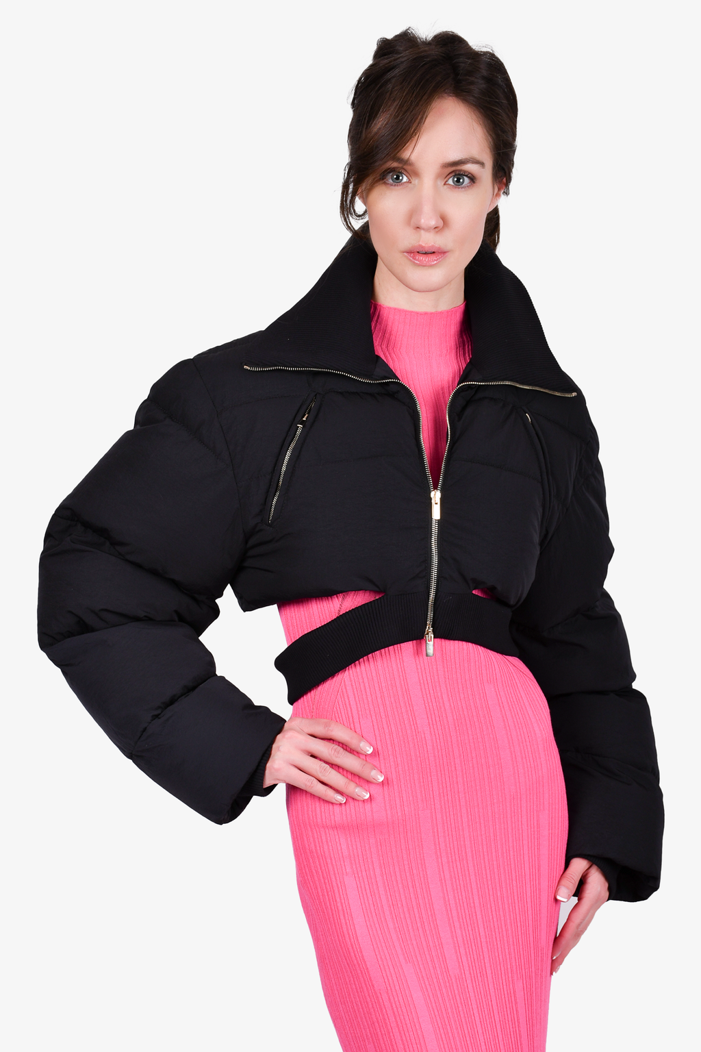 Jacquemus 'La Montagne' Black Cut-Out Detail Cropped Down Jacket Size 40