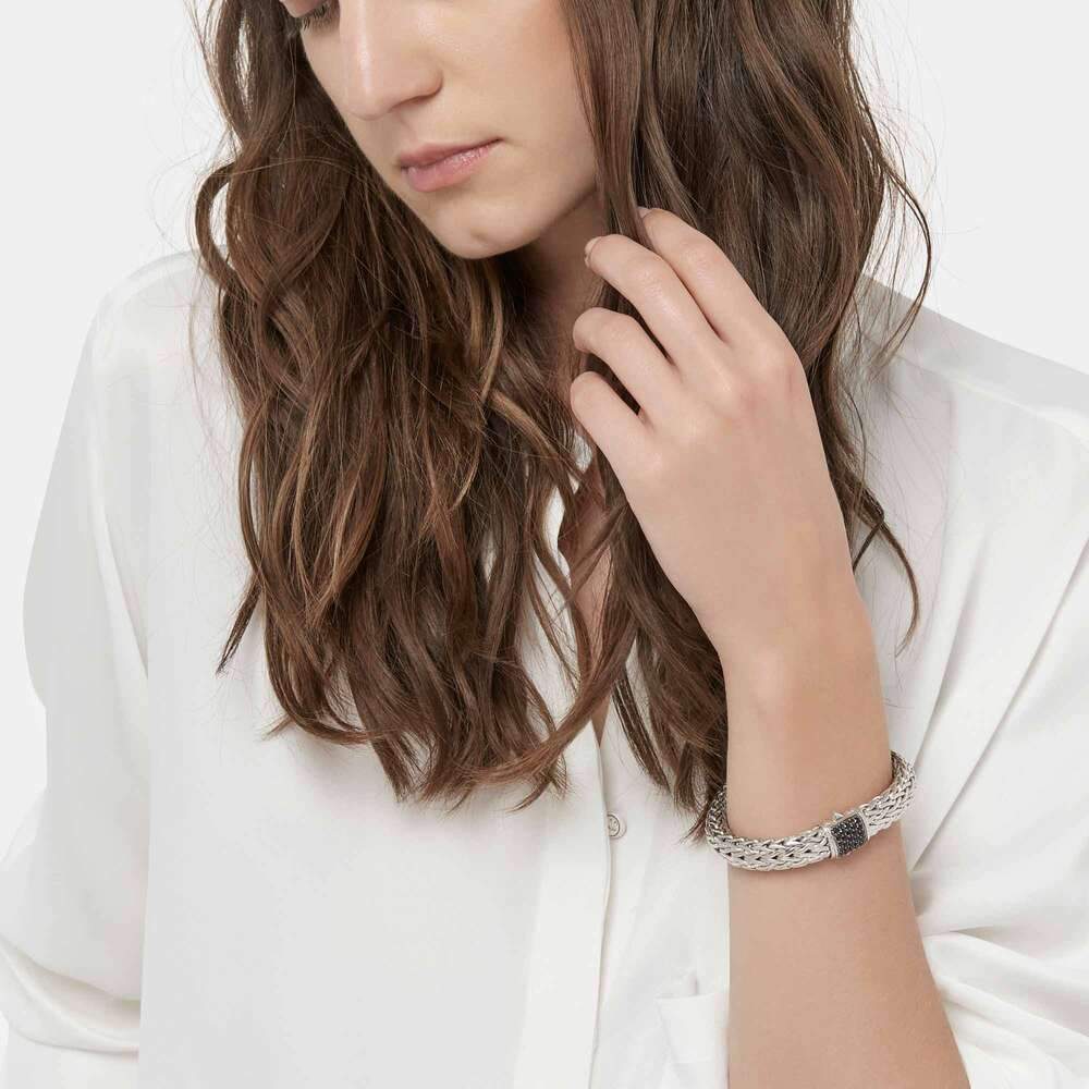 JOHN HARDY CLASSIC CHAIN BLACK SAPPHIRE SILVER BRACELET