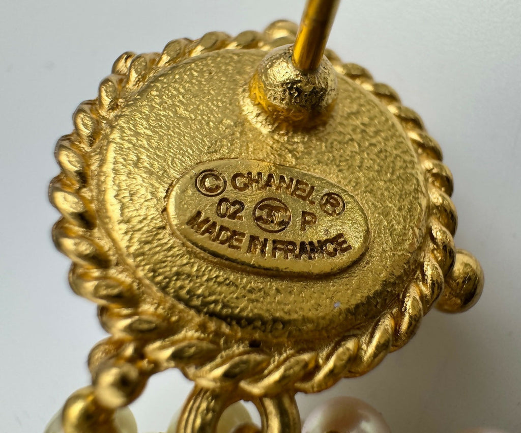 Chanel Vintage 02P Gold-plated & Imitation Pearl Heart-shaped Pendant Brooch
