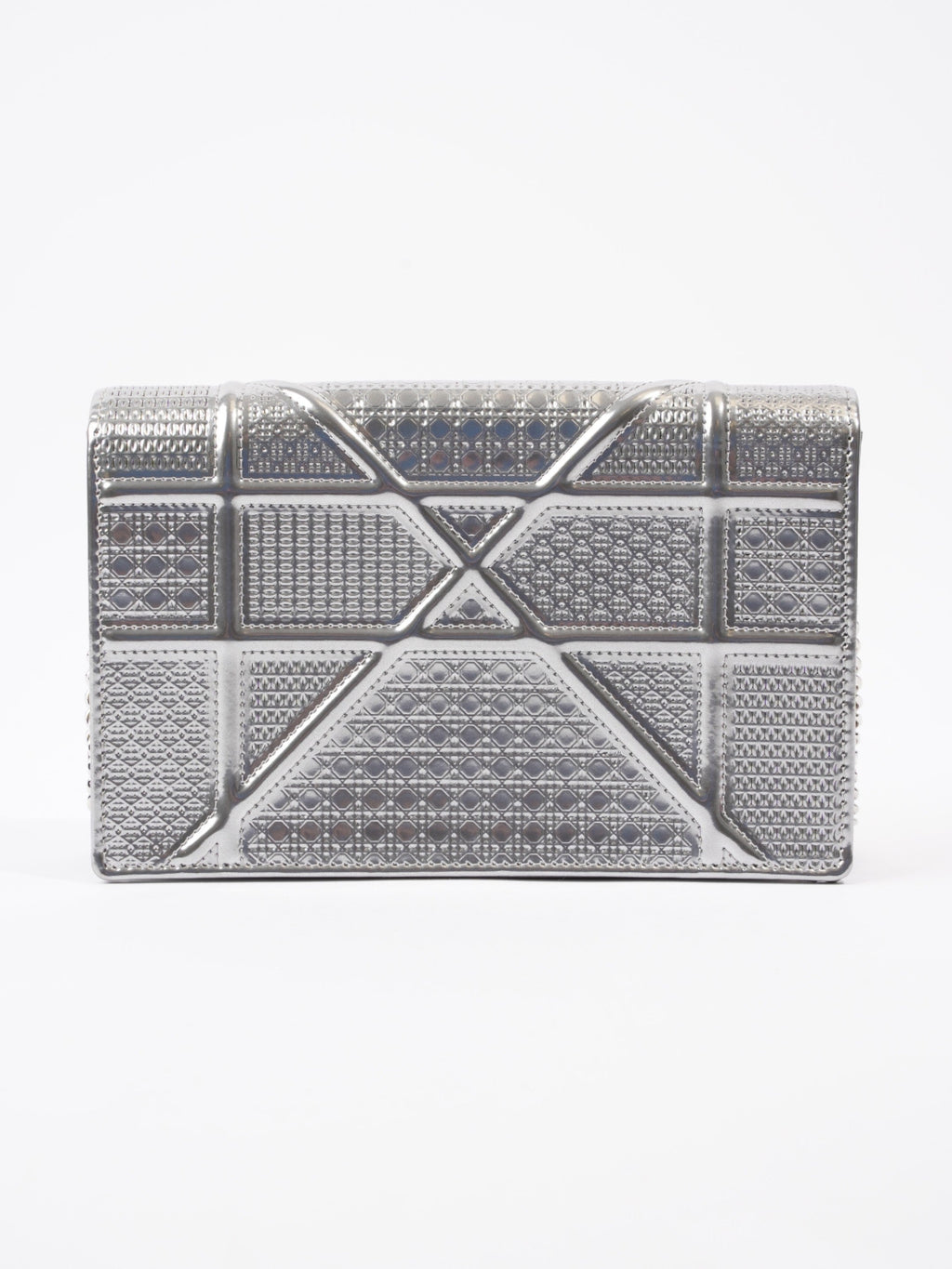 Diorama Wallet On Chain  Silver Patent Leather