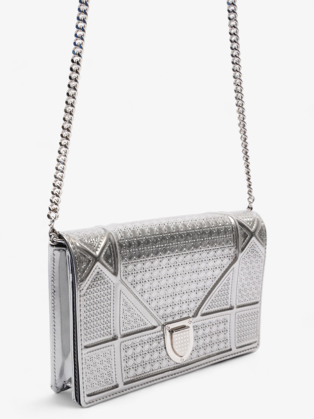 Diorama Wallet On Chain  Silver Patent Leather