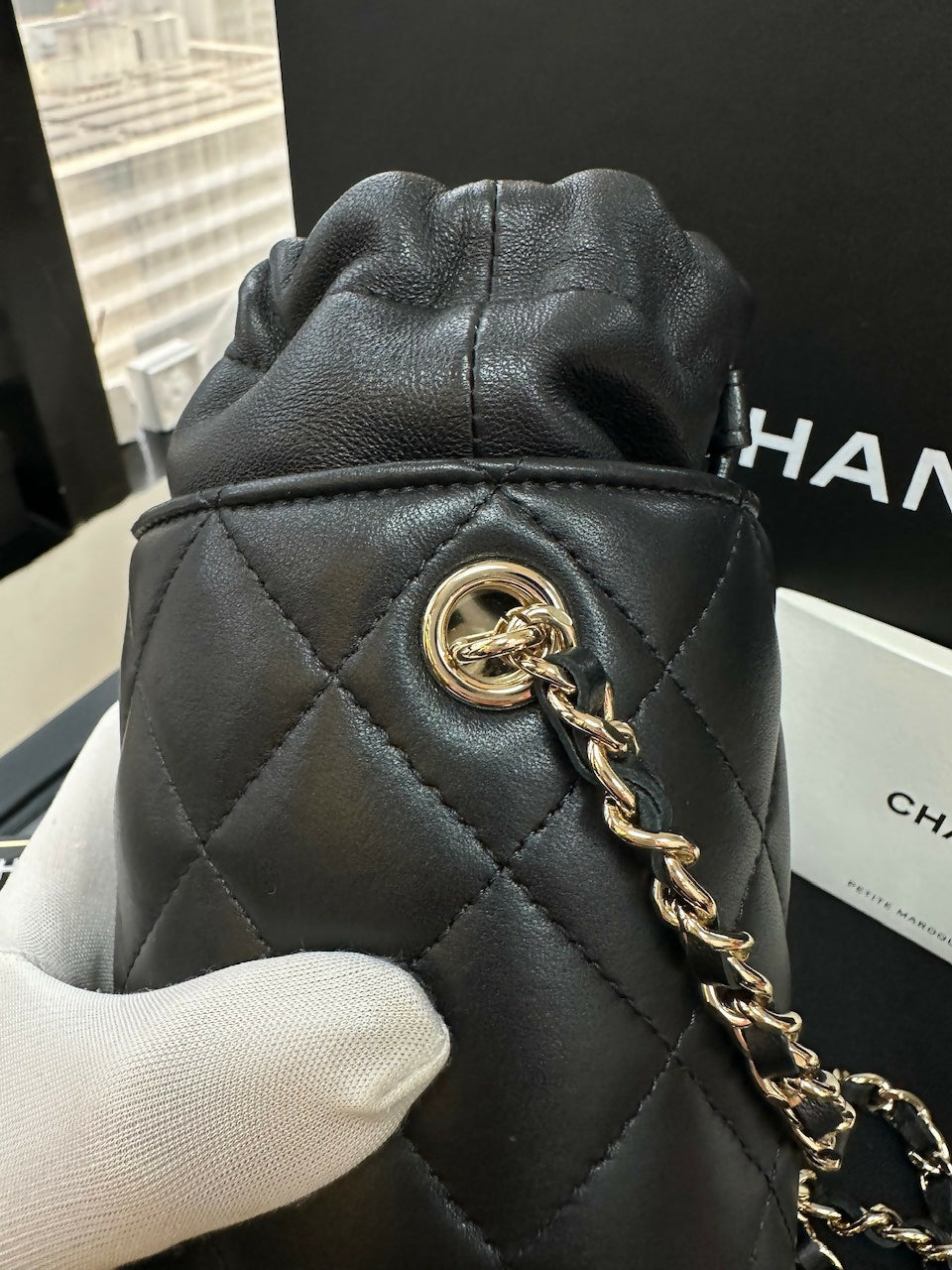 Chanel(21)Mini Bucket(612) Bag