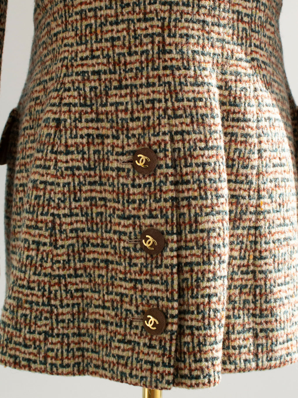 Chanel Vintage F/W 1992 English Tweed Suede Brown CC Gold Runway Jacket