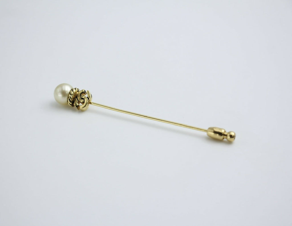 Chanel Vintage 1954-71 Gold-plated Imitation Pearl Twist CC Bar Brooch
