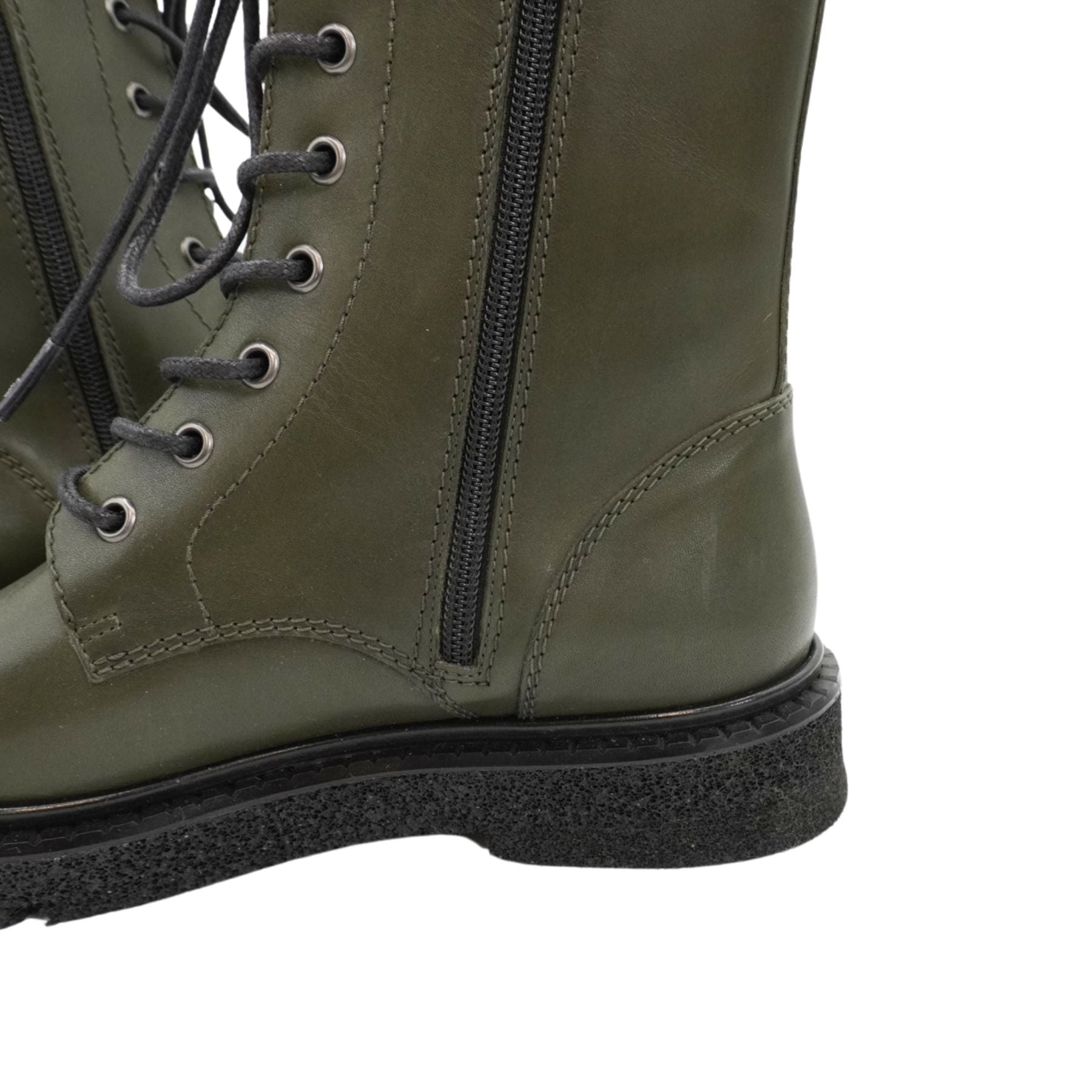 La Canadienne 'Quint' Combat Boots - Women's 37
