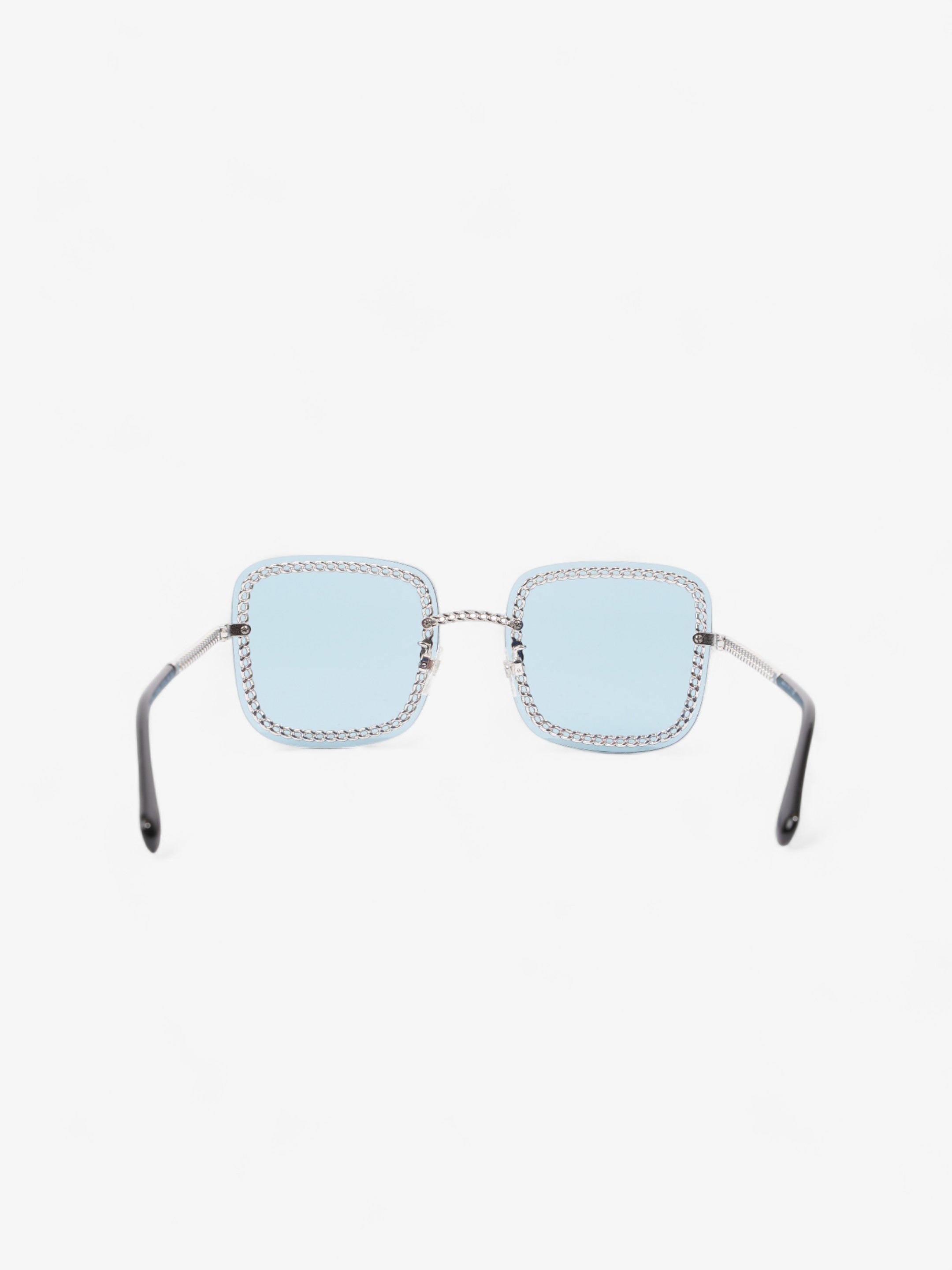 Chanel Chain Detailed Sunglasses with Double Chain Blue / Silver Acetate 140mm