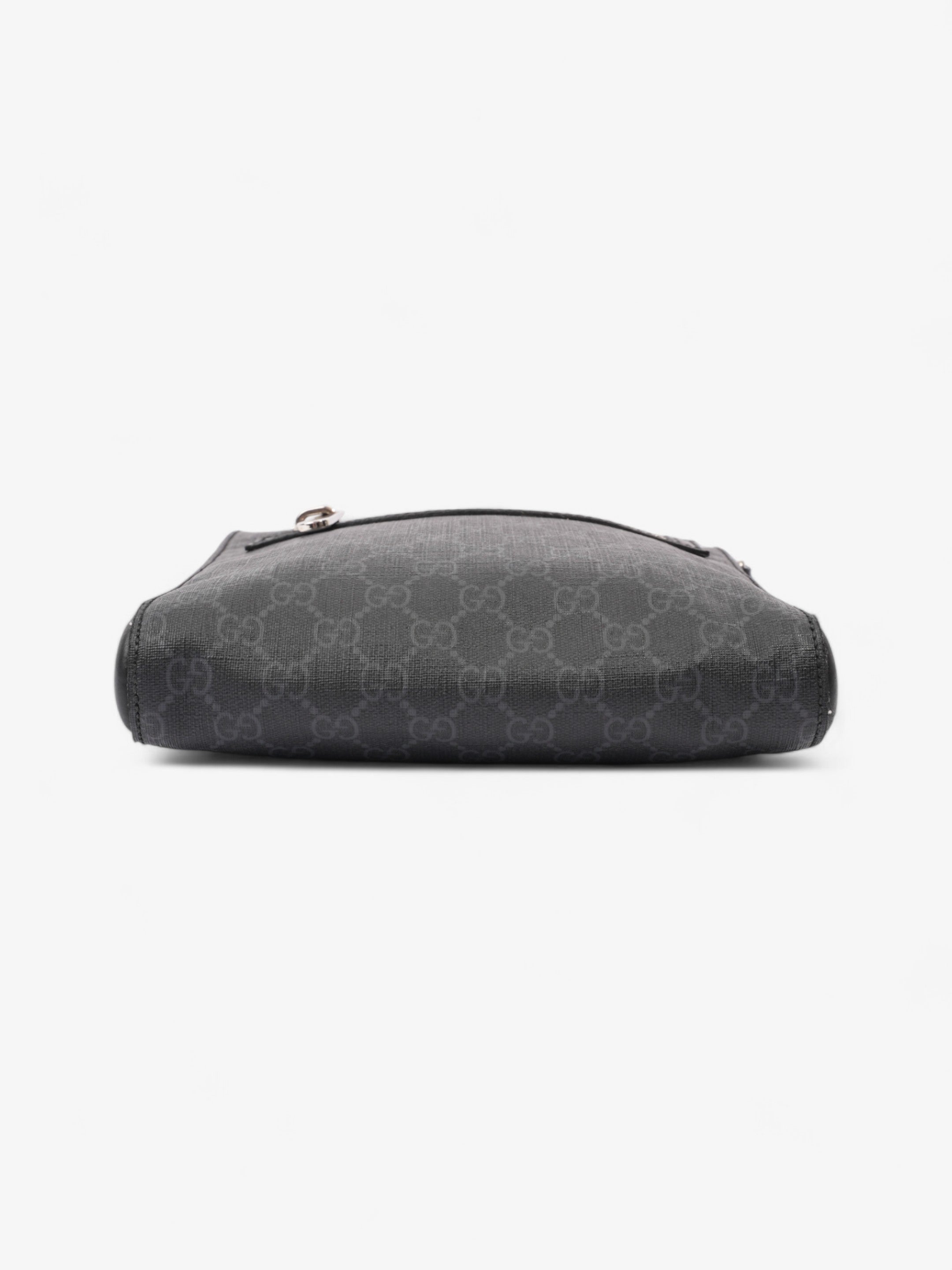 Gucci GG Messenger GG Supreme / Red / Blue Coated Canvas