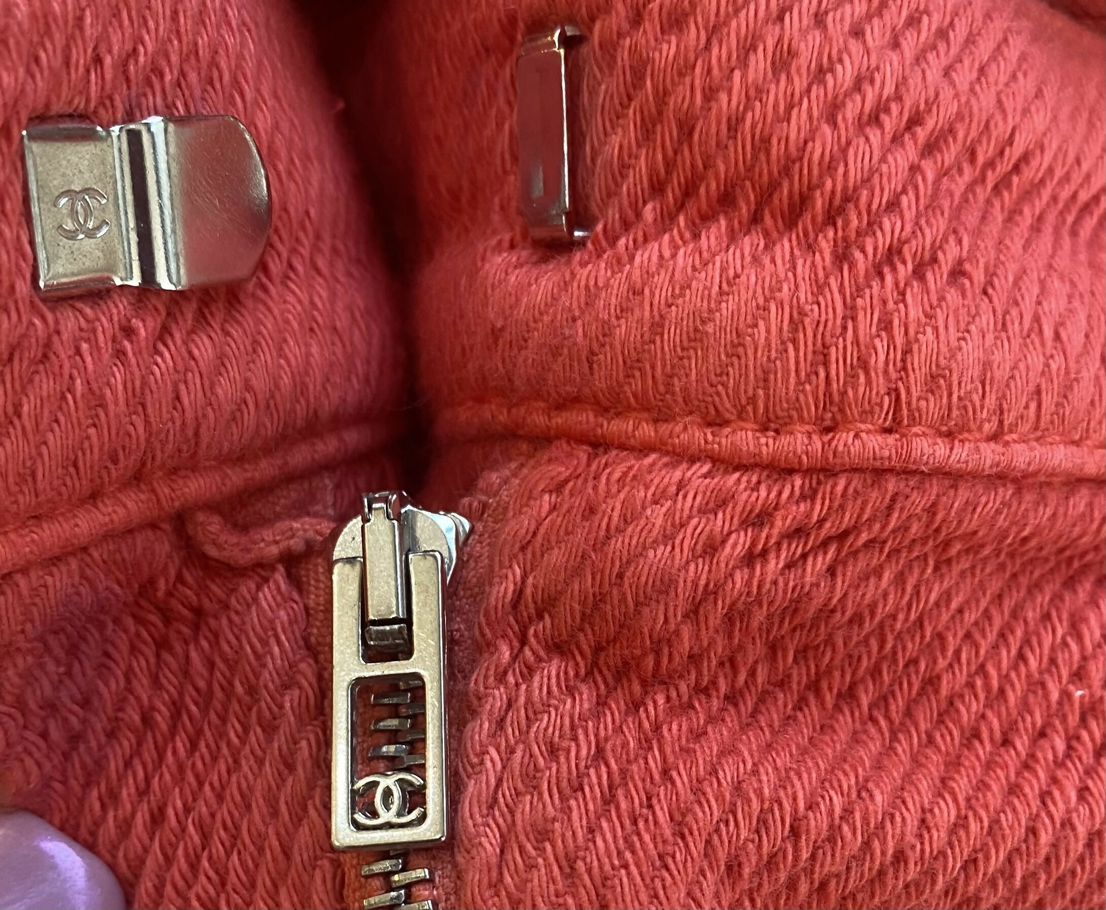 Chanel 2019 Coral Red Cotton CC Buckle Shorts FR 36