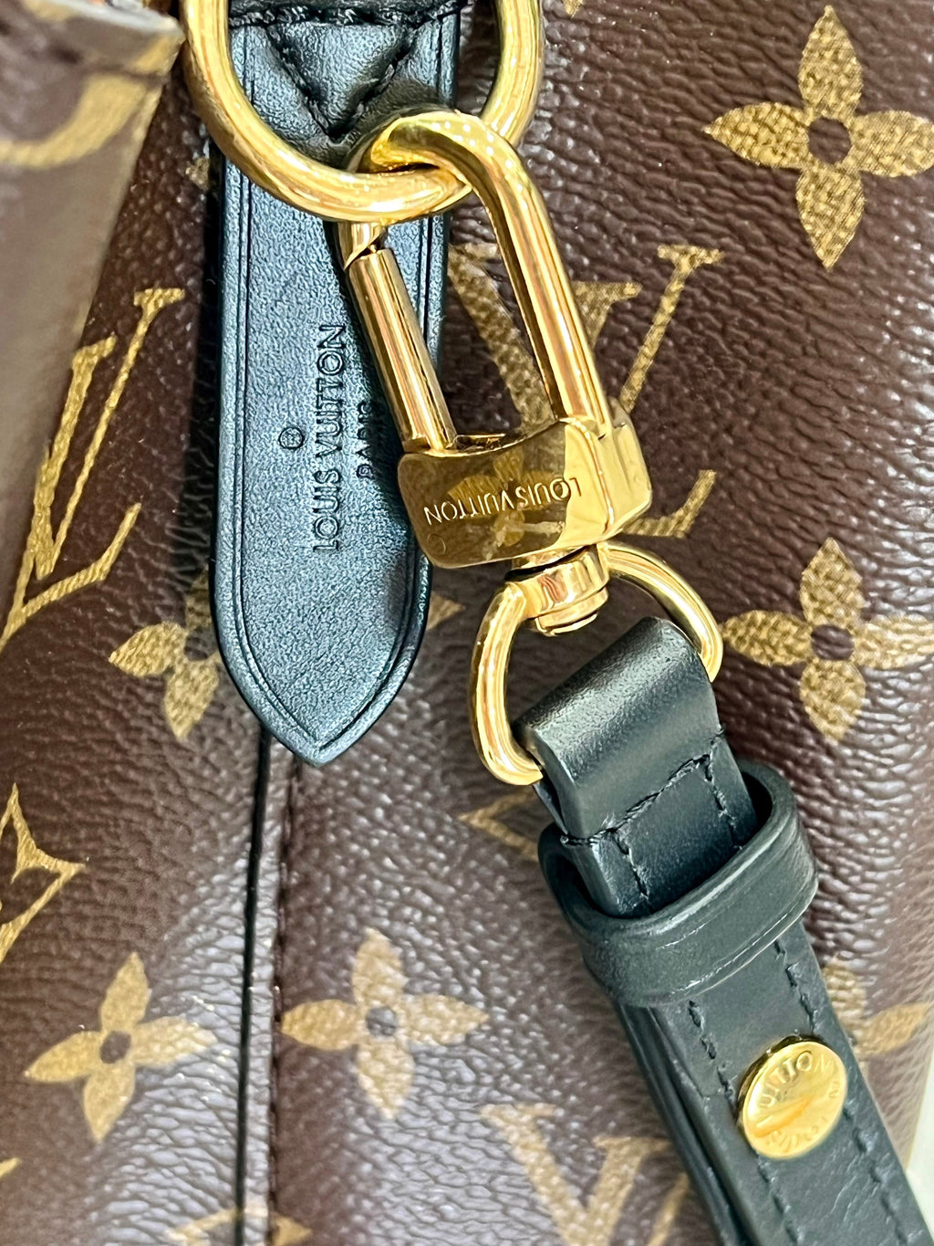LOUIS VUITTON MONOGRAM NOÉNOE MM SHOULDER BAG BLACK