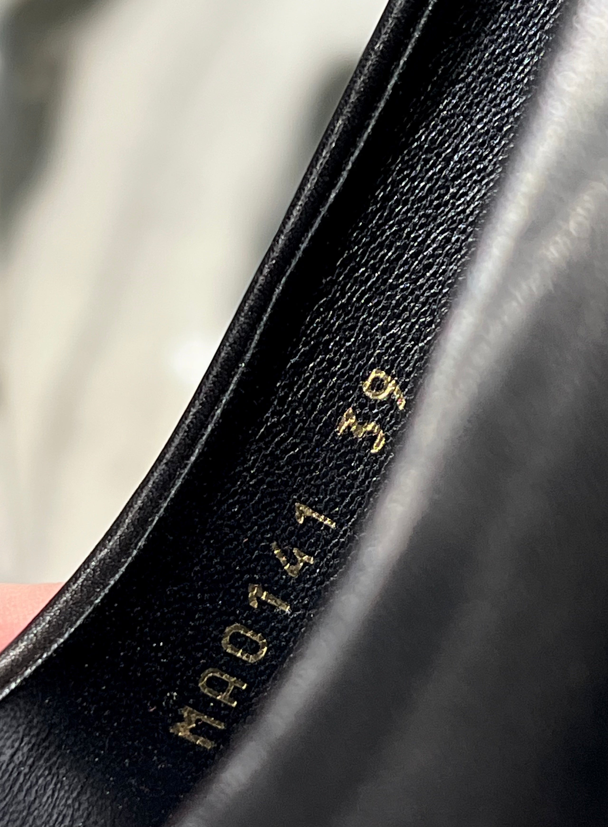 LOUIS VUITTON CALFSKIN LEATHER SPLENDID PUMPS
