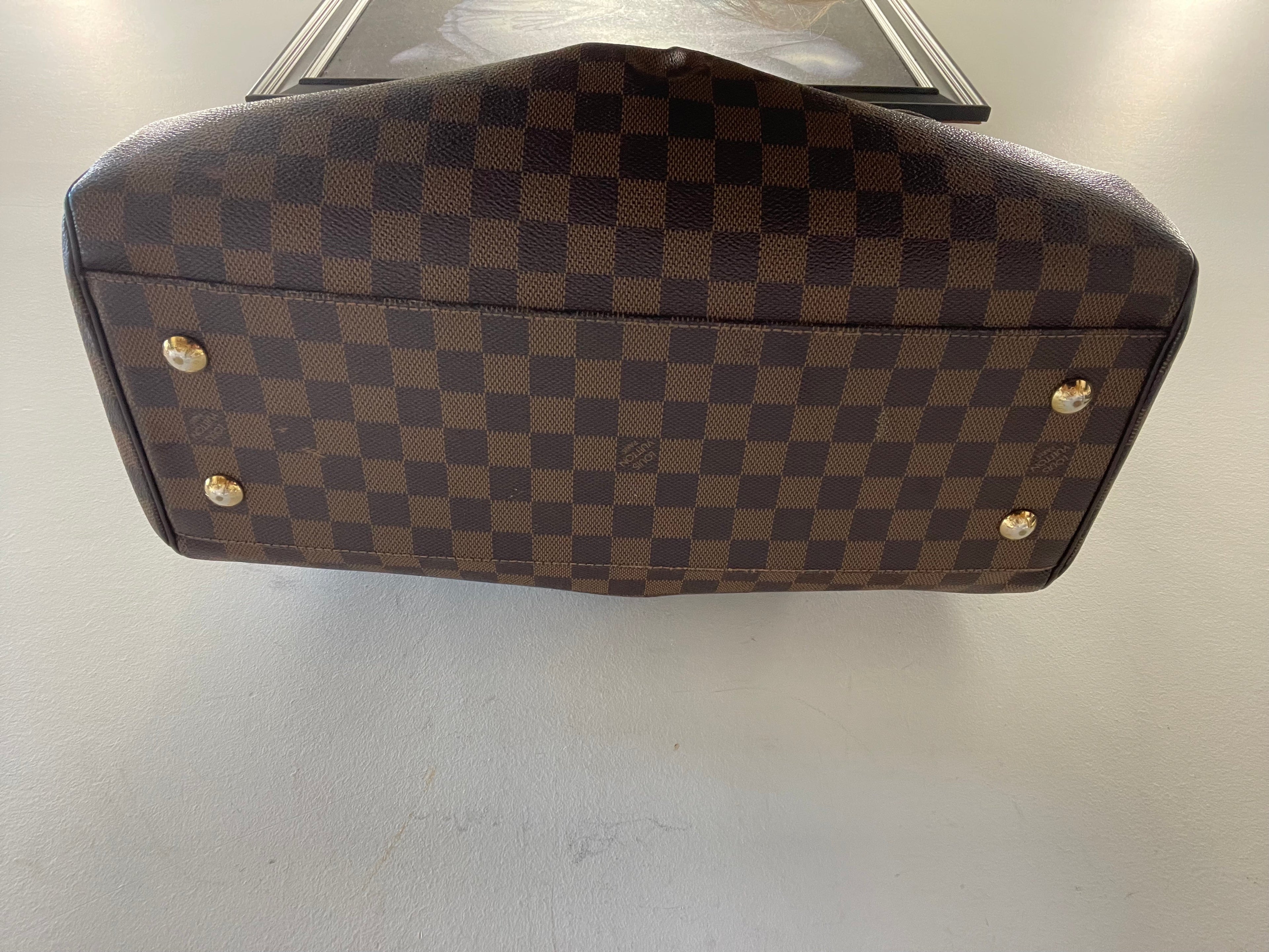 LOUIS VUITTON DAMIER EBENE TREVI GM BAG