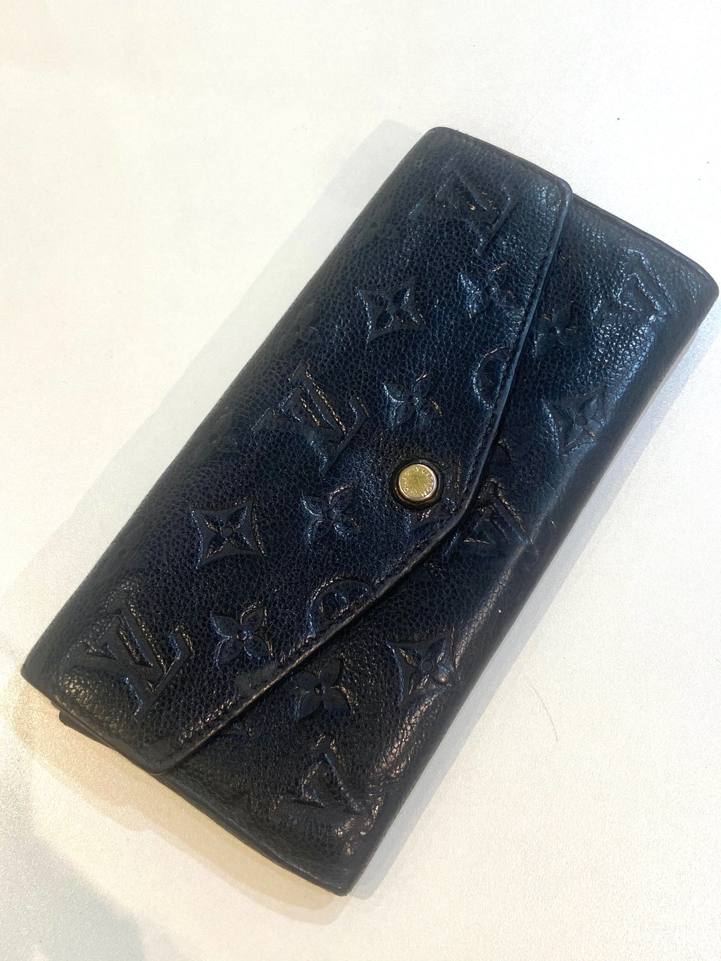 LOUIS VUITTON EMPREINTE LEATHER MONOGRAM SARAH WALLET-HS