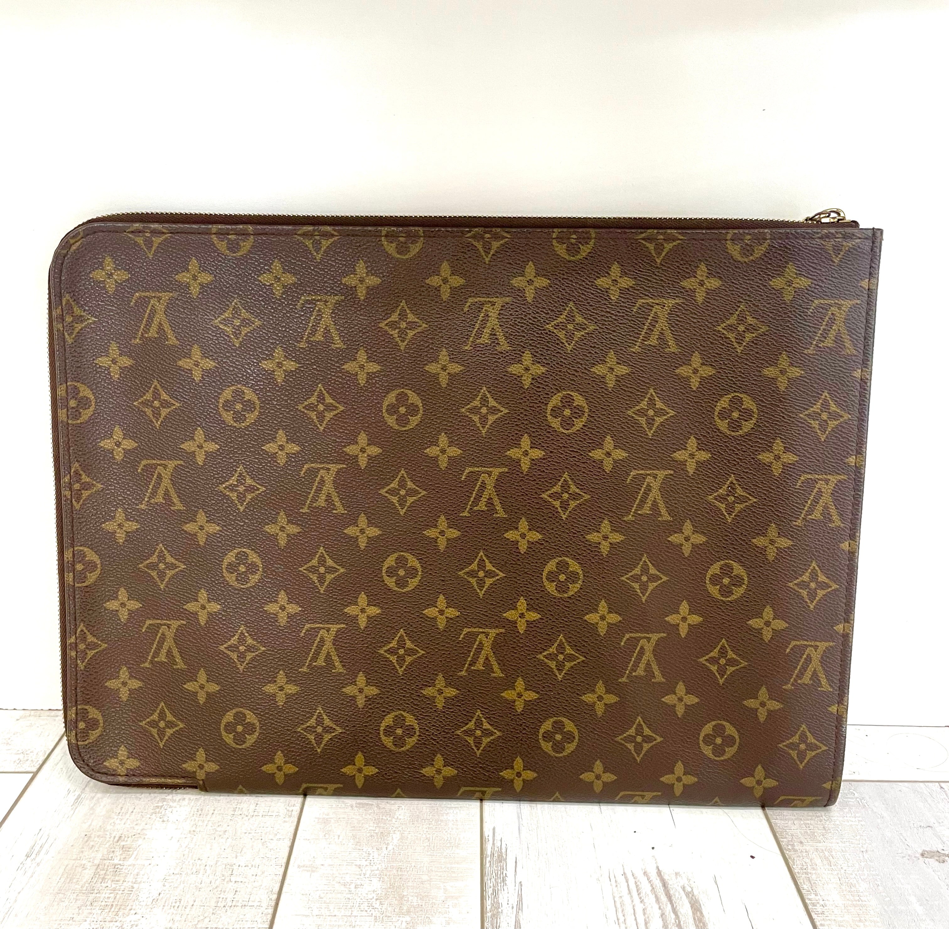 LOUIS VUITTON MONOGRAM POCHE LAPTOP/ DOCUMENT SLEEVE