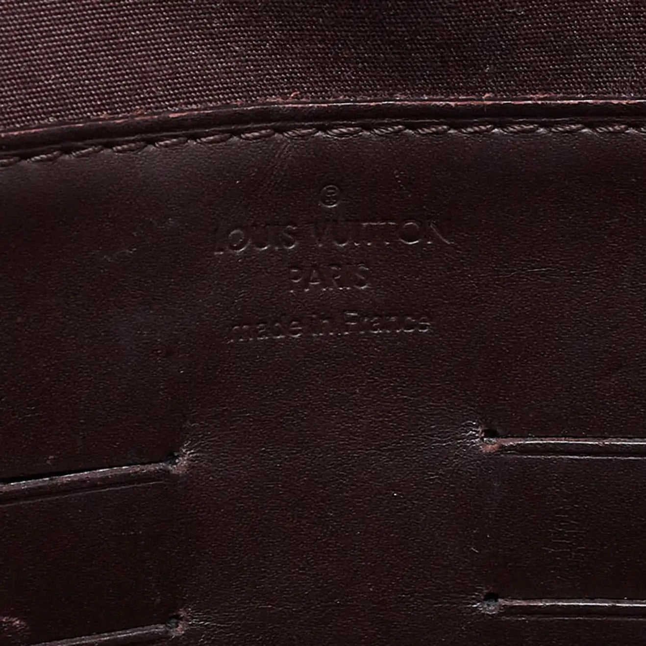 LOUIS VUITTON AMARANTE MONOGRAM VERNIS ANA CHAIN CLUTCH