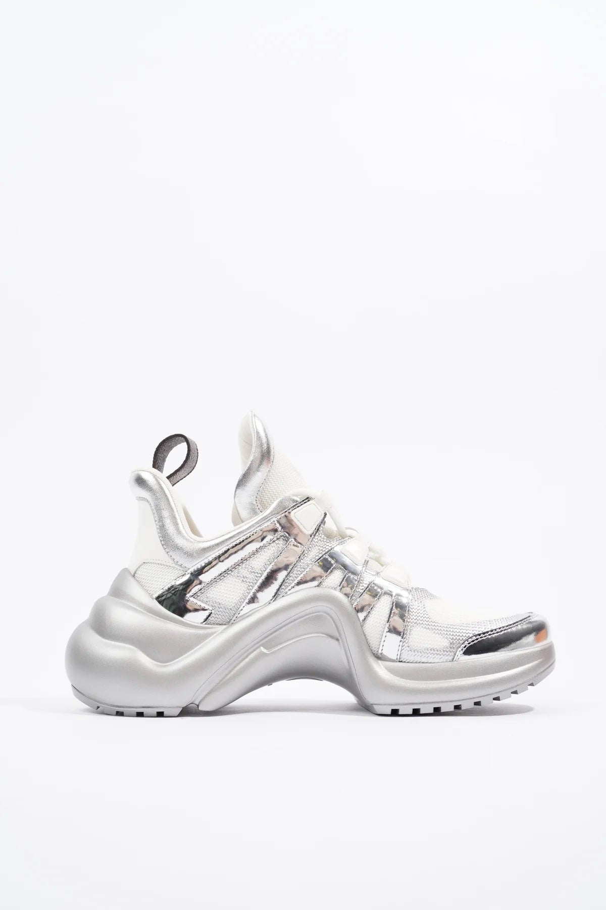 LOUIS VUITTON METALLIC CALFSKIN TECHNICAL NYLON ARCHLIGHT SNEAKERS