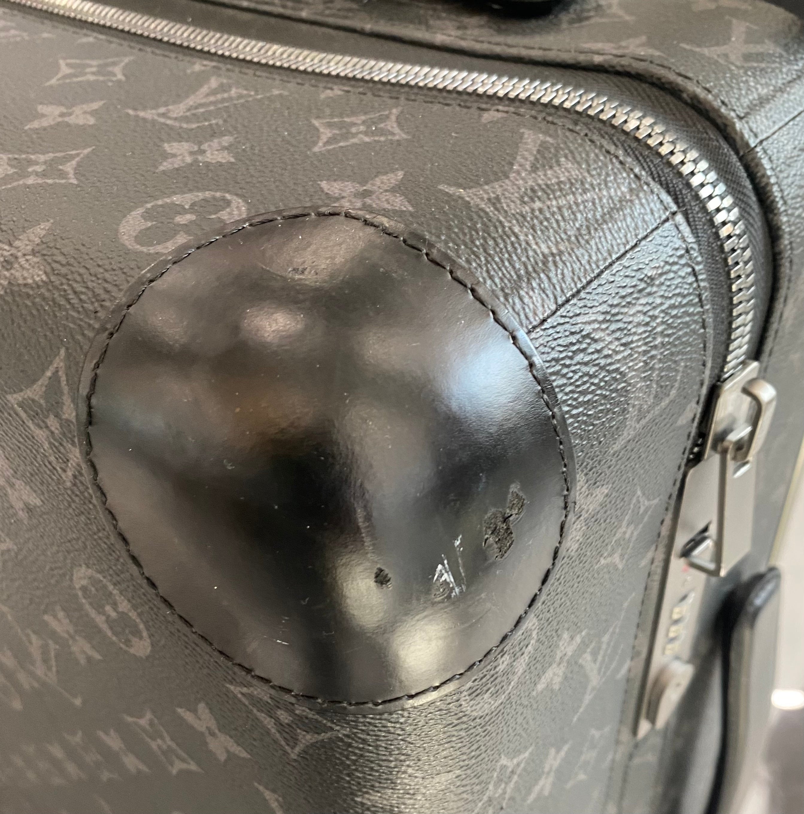 LOUIS VUITTON MONOGRAM ECLIPSE HORIZON 55 SUITCASE