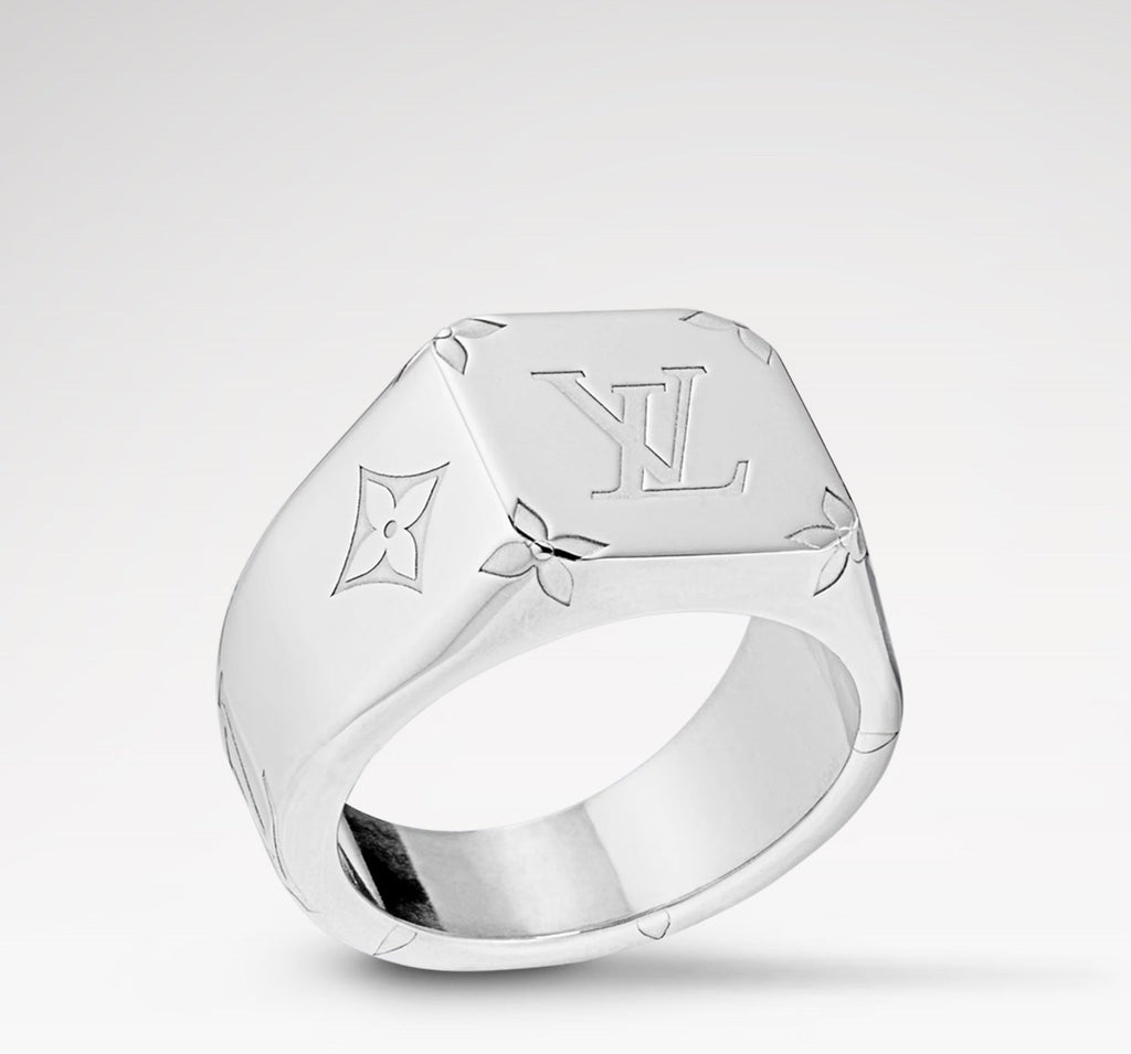 LOUIS VUITTON MONOGRAM SIGNET RING PALLADIUM FINISH