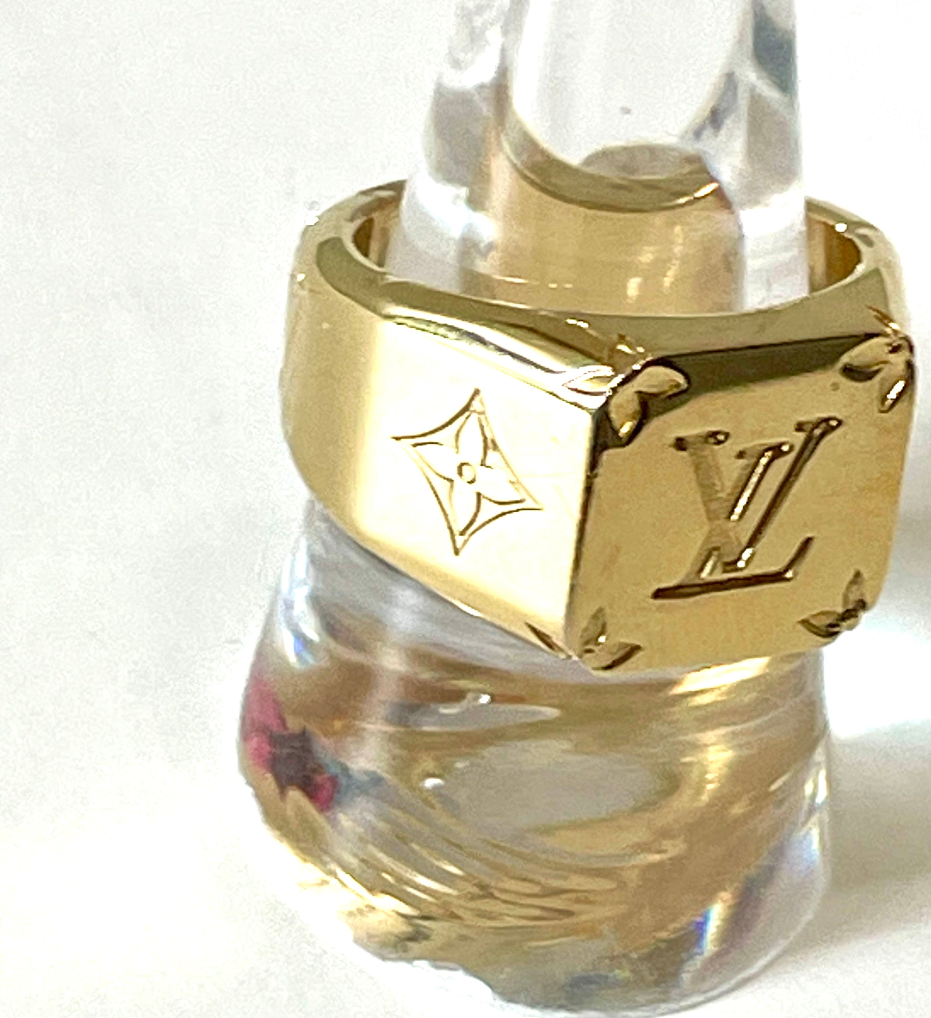 LOUIS VUITTON MONOGRAM GOLD PLATED SIGNET RING