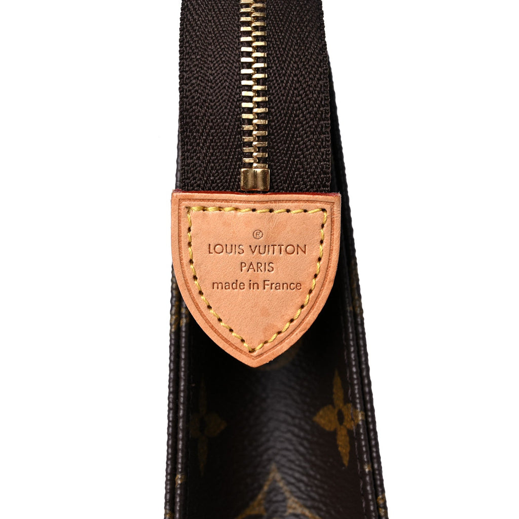LOUIS VUITTON MONOGRAM TOILETRY POUCH 26