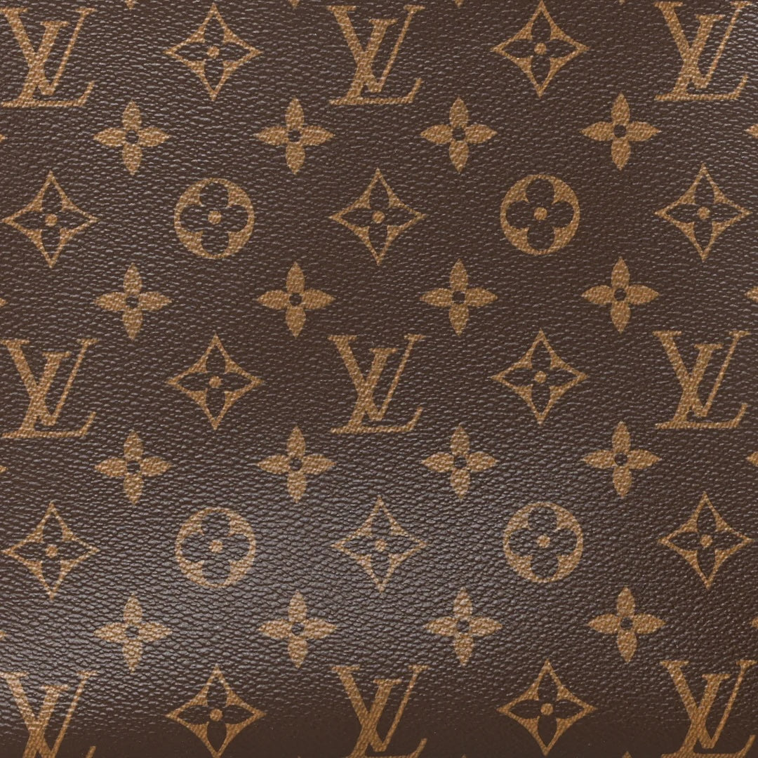 LOUIS VUITTON MONOGRAM TOILETRY POUCH 26