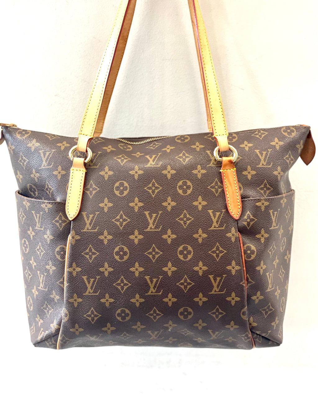 LOUIS VUITTON MONOGRAM TOTALLY MM SHOULDER BAG