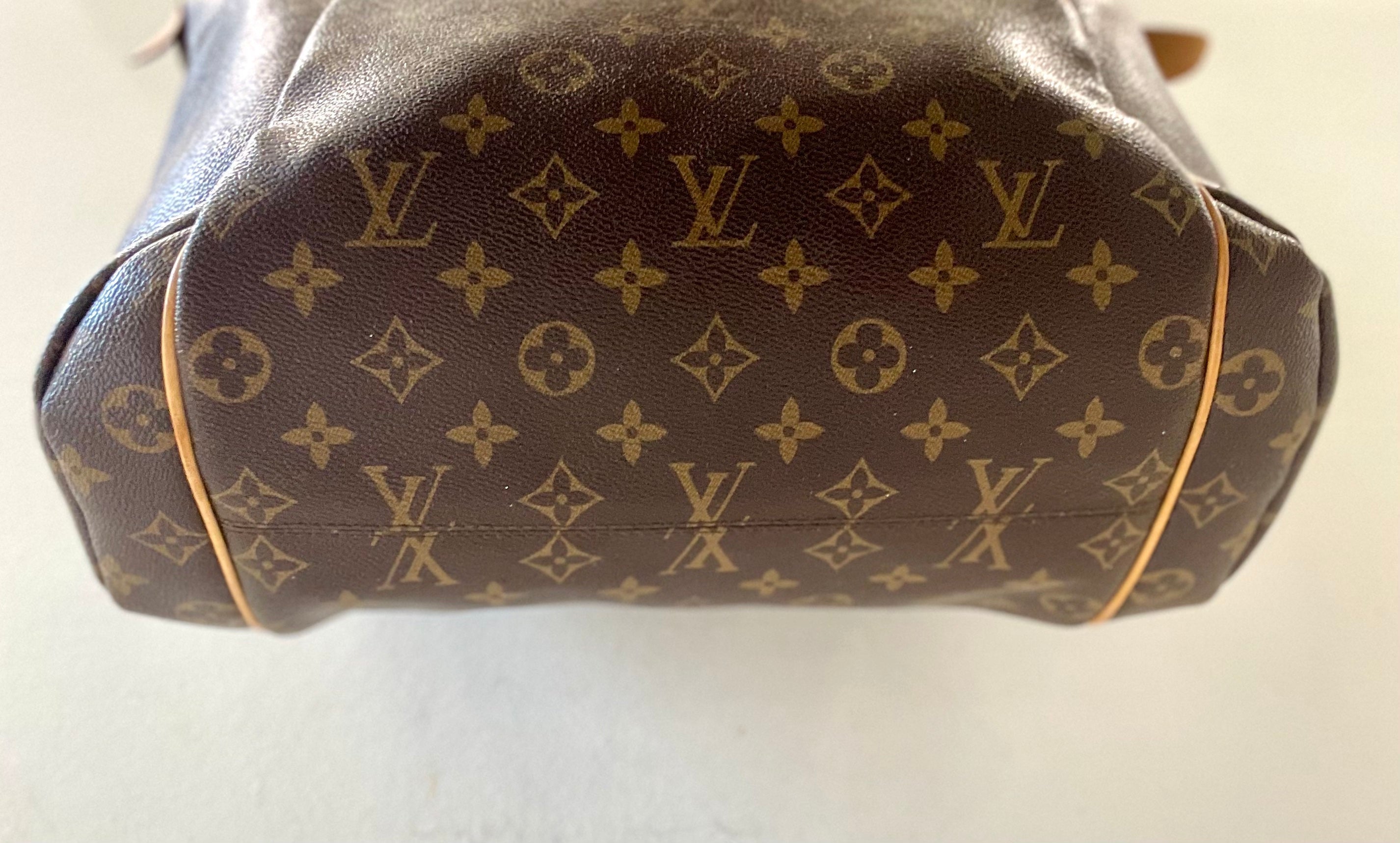 LOUIS VUITTON MONOGRAM TOTALLY MM SHOULDER BAG