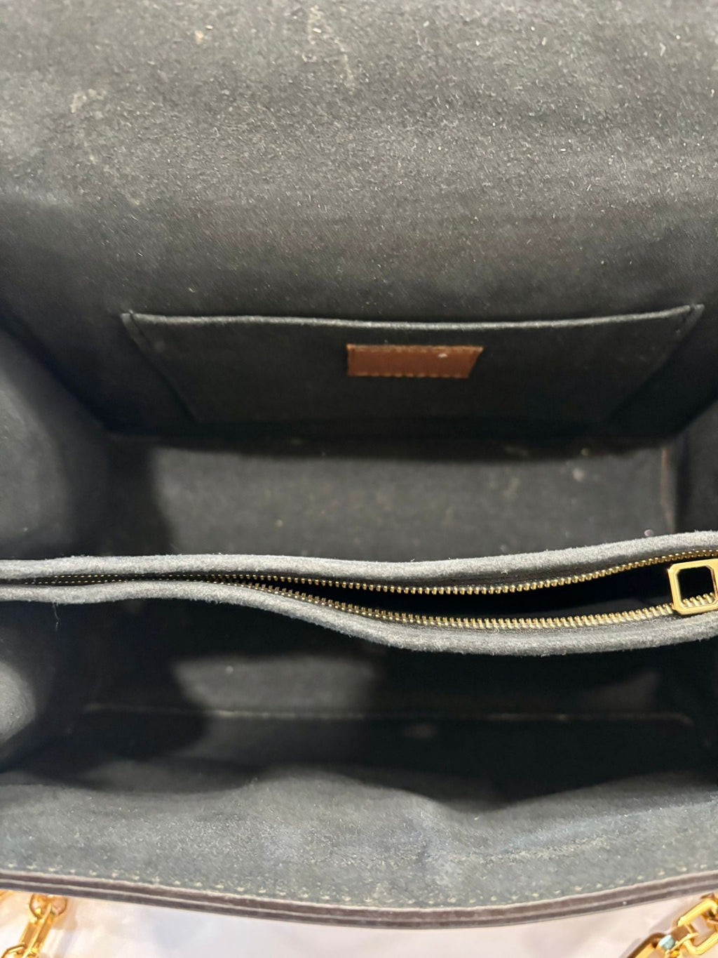 LOUIS VUITTON REVERSE MONOGRAM DAUPHINE MM CROSSBODY