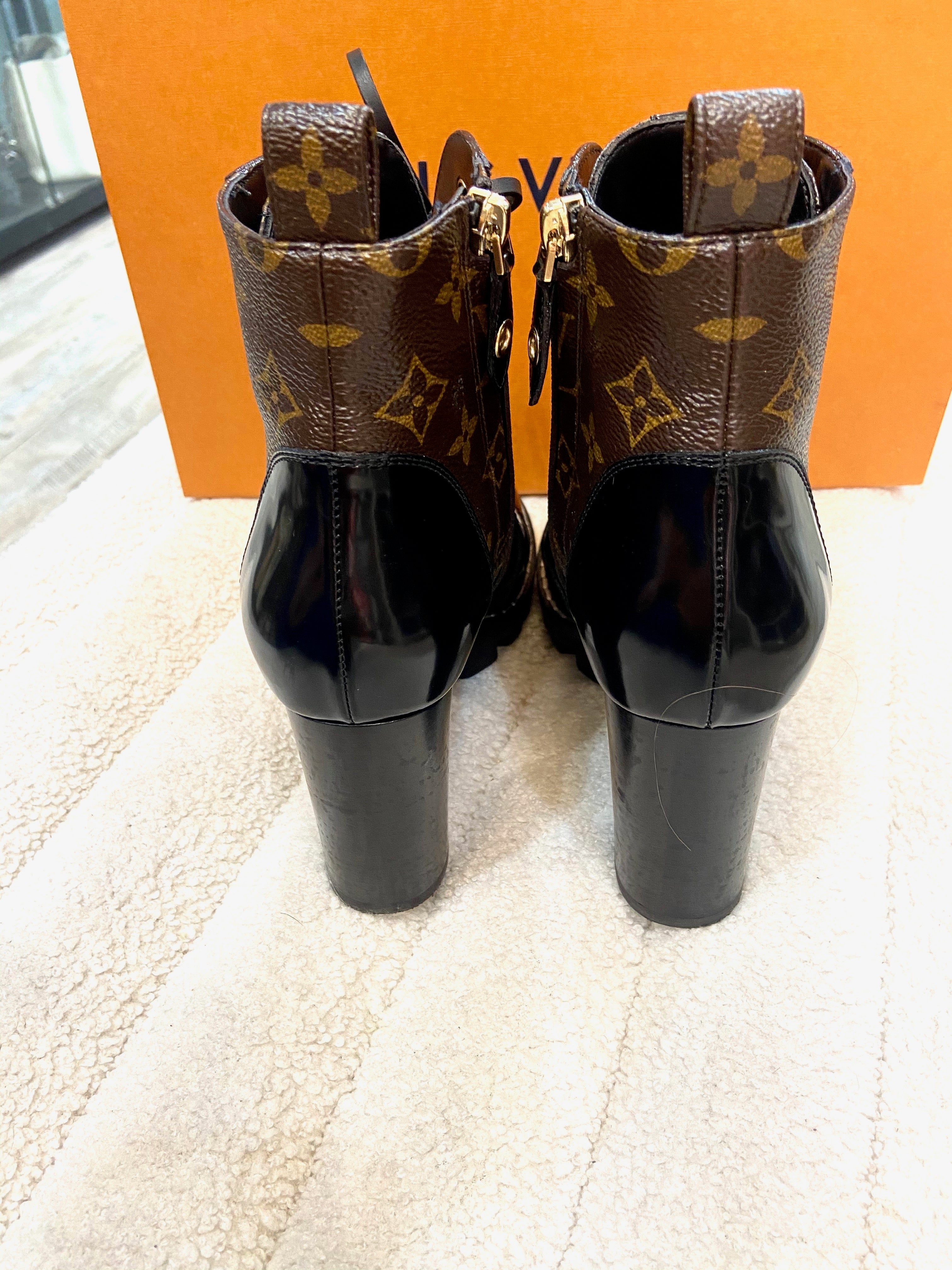 LOUIS VUITTON STAR TRAIL ANKLE BOOT