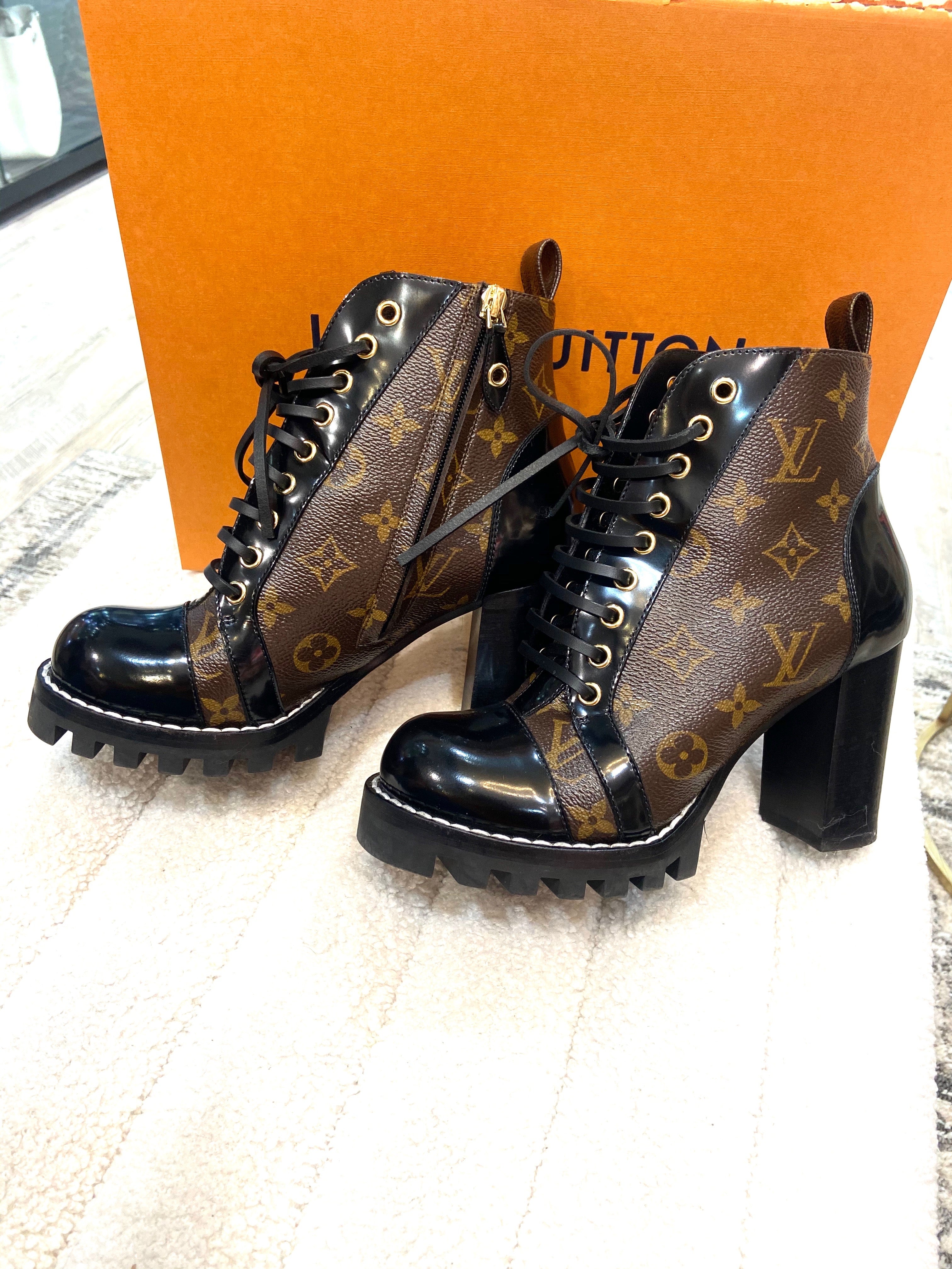 LOUIS VUITTON STAR TRAIL ANKLE BOOT