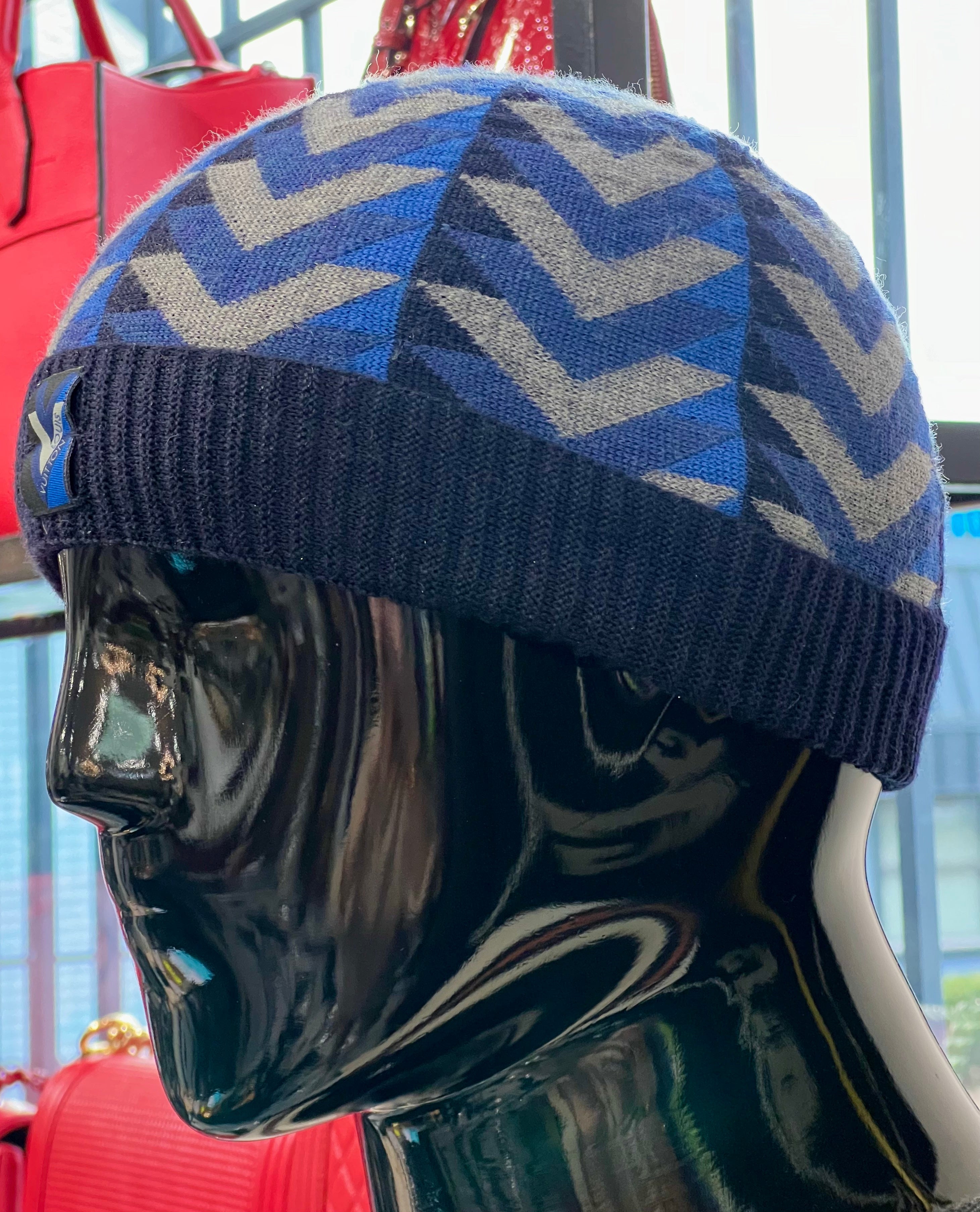LOUIS VUITTON V OBSESSION WOOL BEANIE HAT