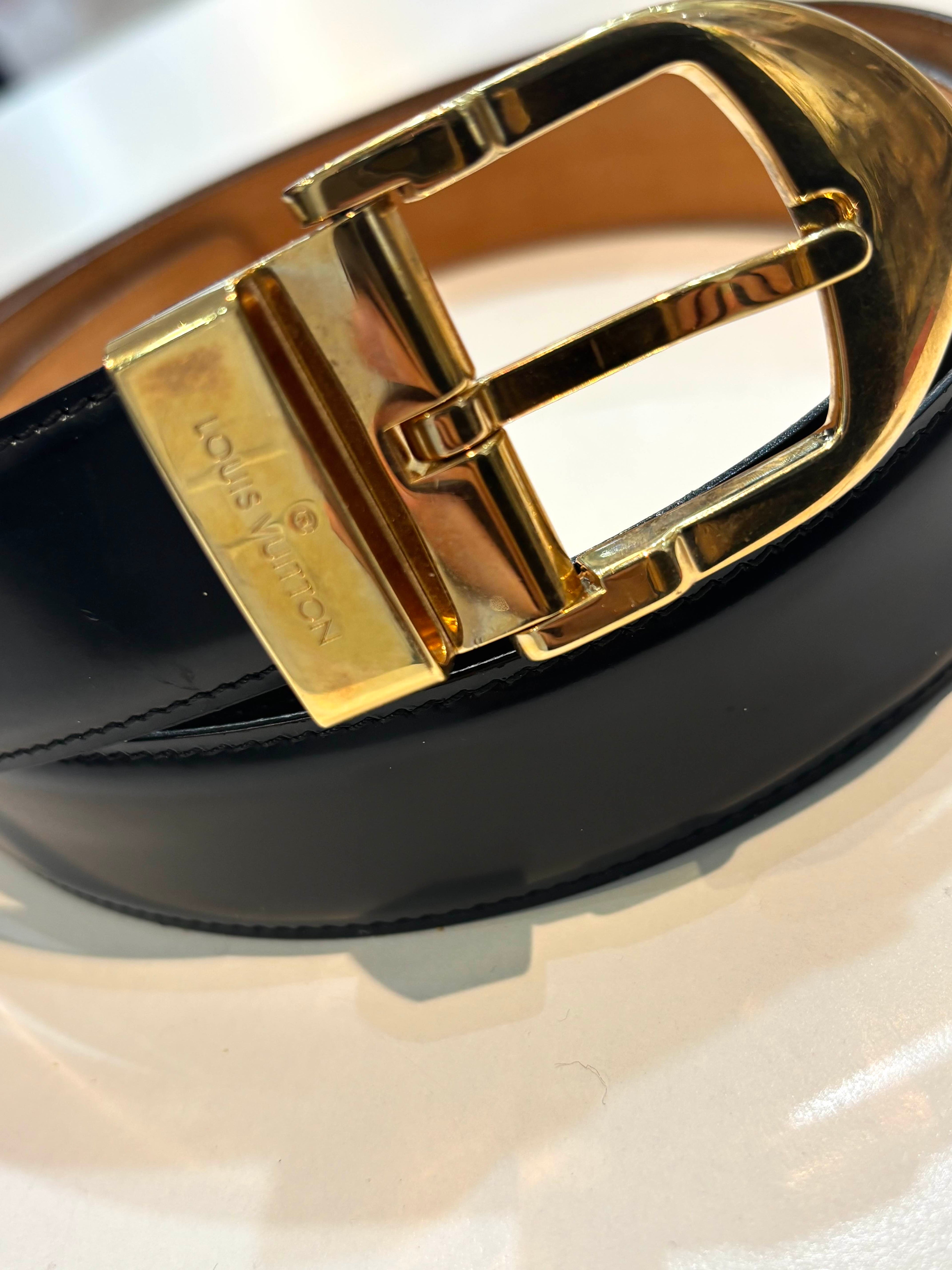 LOUIS VUITTON TAIGALEATHER GOLD-TONE BUCKLE BELT