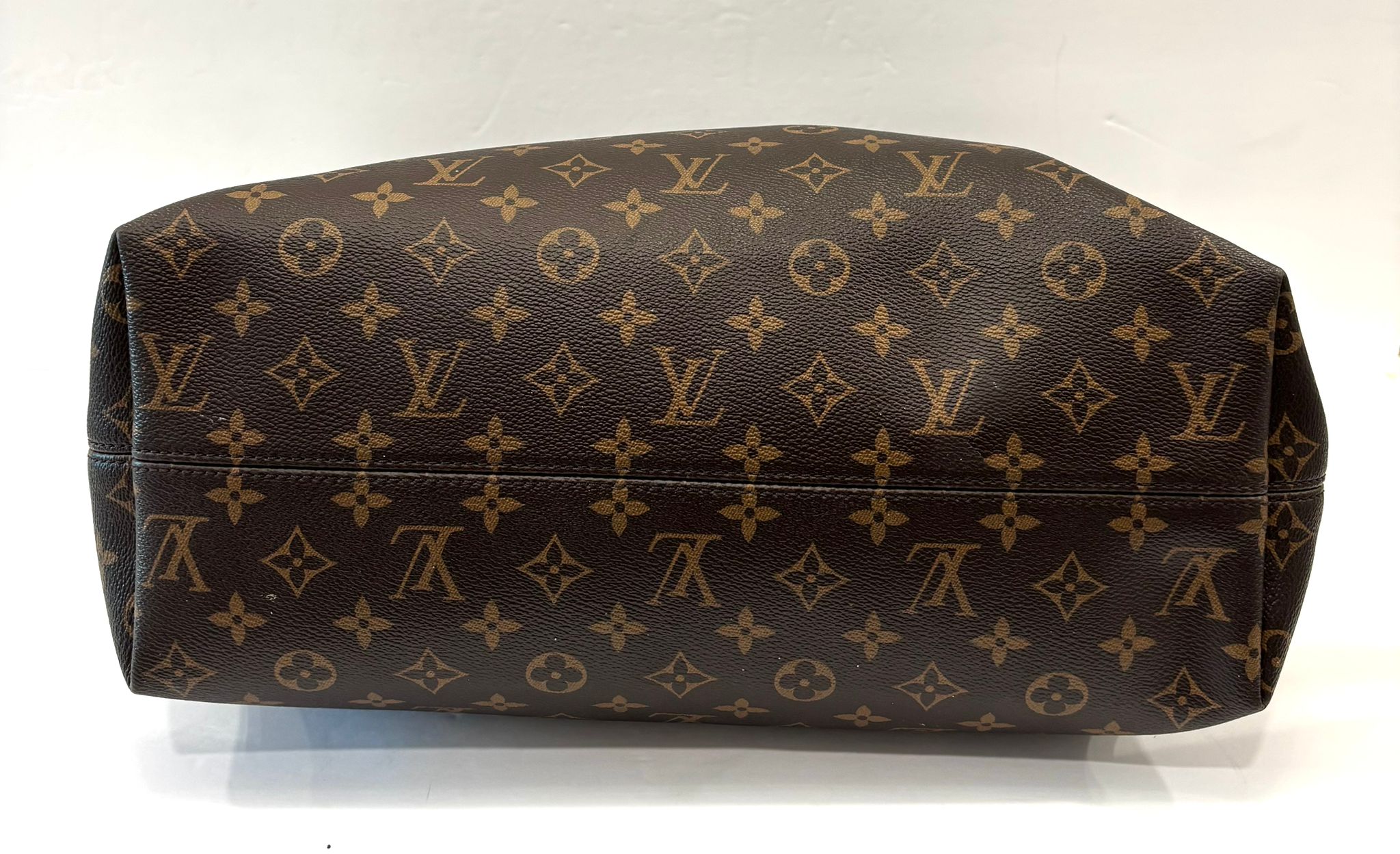 LOUIS VUITTON DAMIER EBENE GRACEFUL MM HOBO BAG