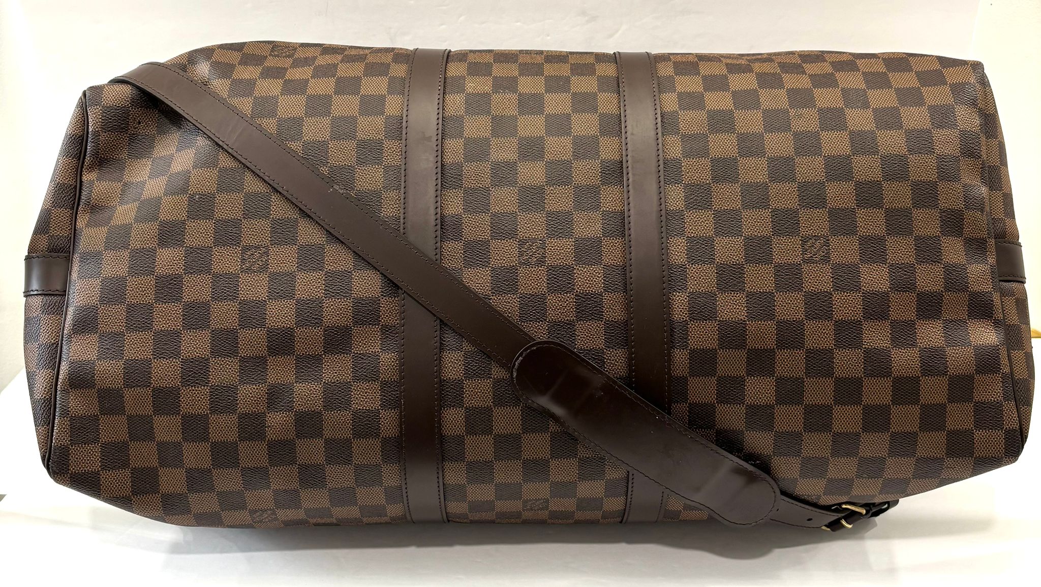LOUIS VUITTON  DAMIER EBENE KEEPALL BANDOULIERE 55 BAG