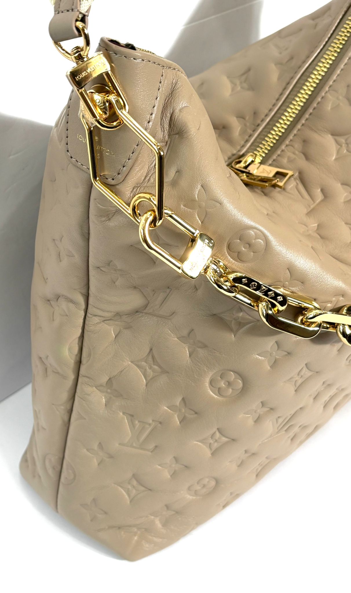 LOUIS VUITTON LV MONOGRAM COUSSIN MM HOBO BAG