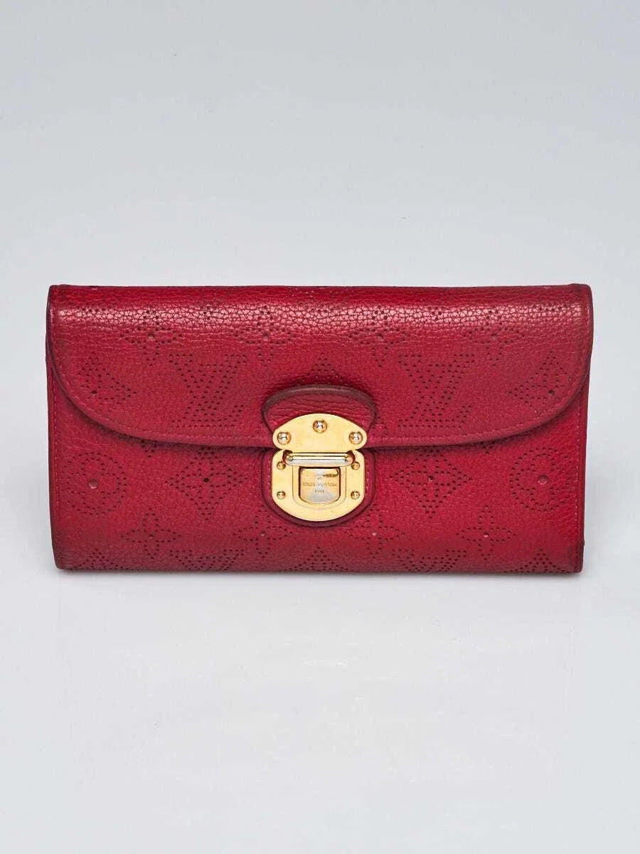 LOUIS VUITTON MAHINA LEATHER AMELIA WALLET