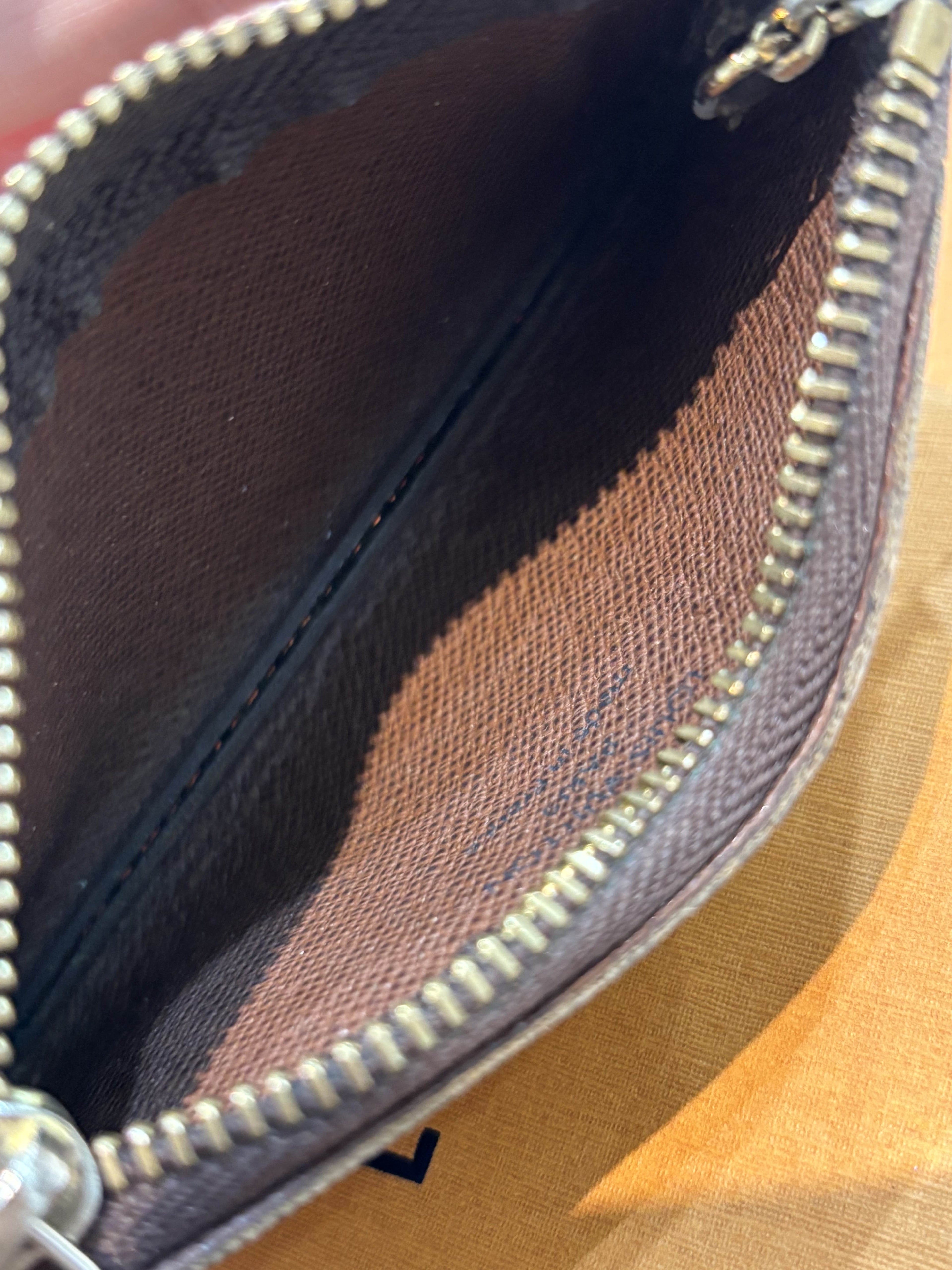 LOUIS VUITTON MONOGRAM KEY POUCH