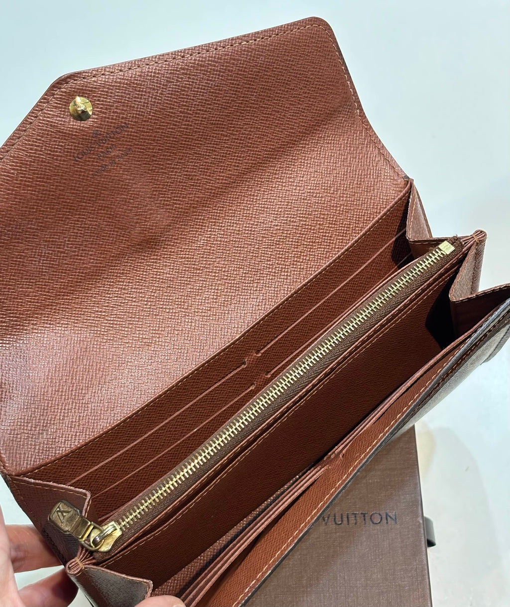 LOUIS VUITTON MONOGRAM SARAH WALLET