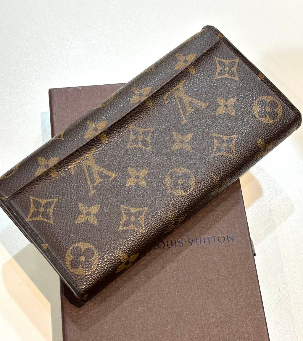 LOUIS VUITTON MONOGRAM SARAH WALLET