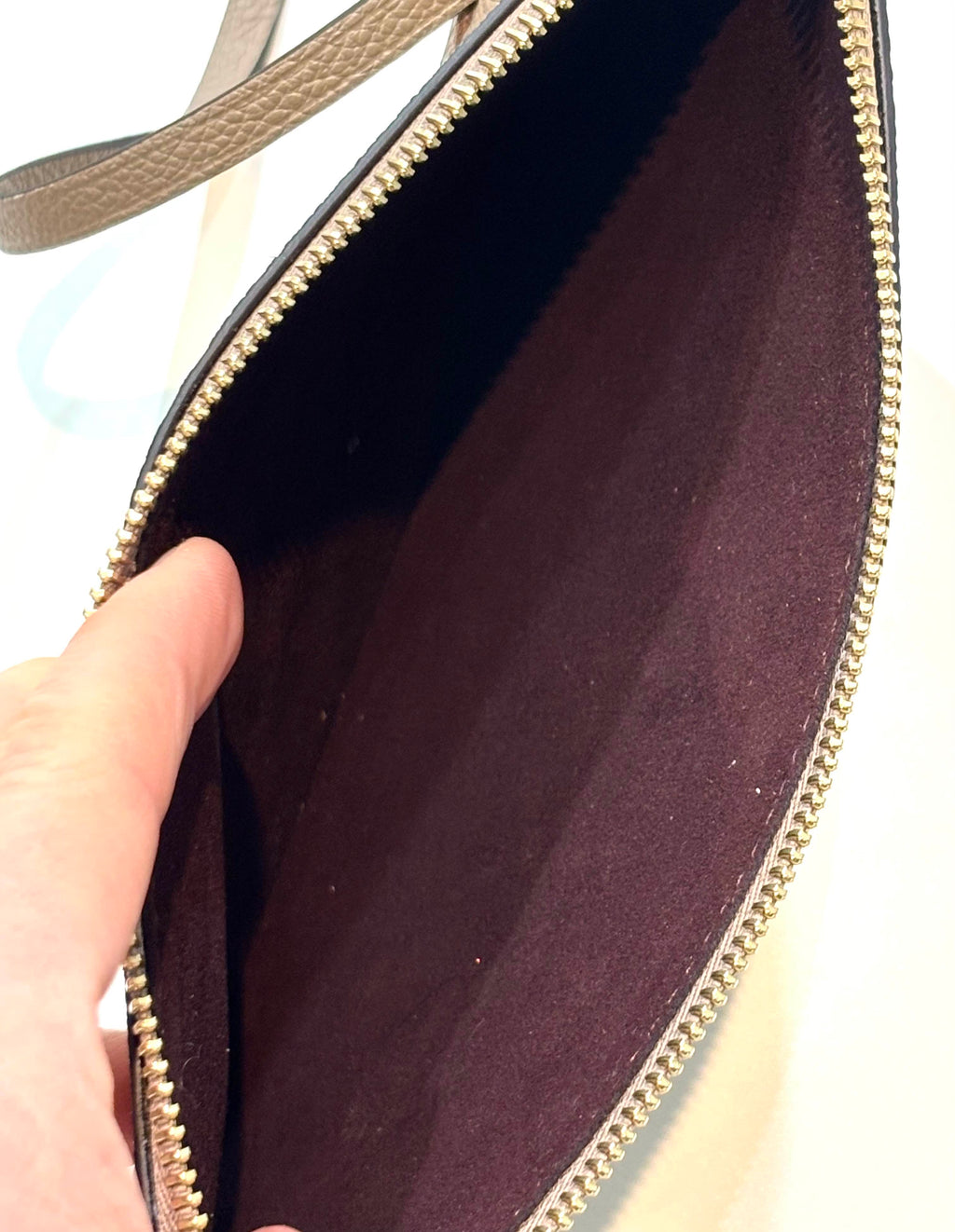 LV NEVERFULL GIANT MONOGRAM EMPREINTE  POCHETTE WRISTLET