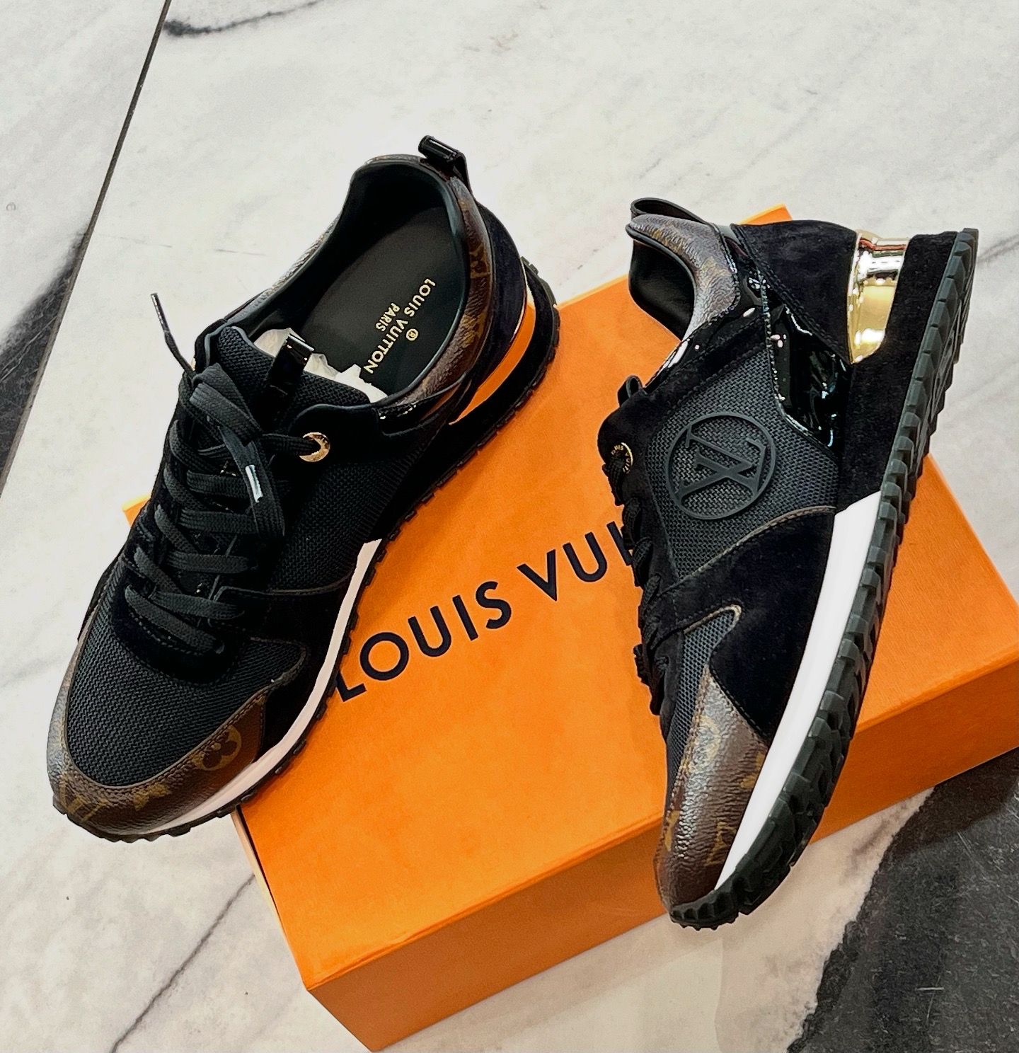 LOUIS VUITTON RUN AWAY SNEAKER