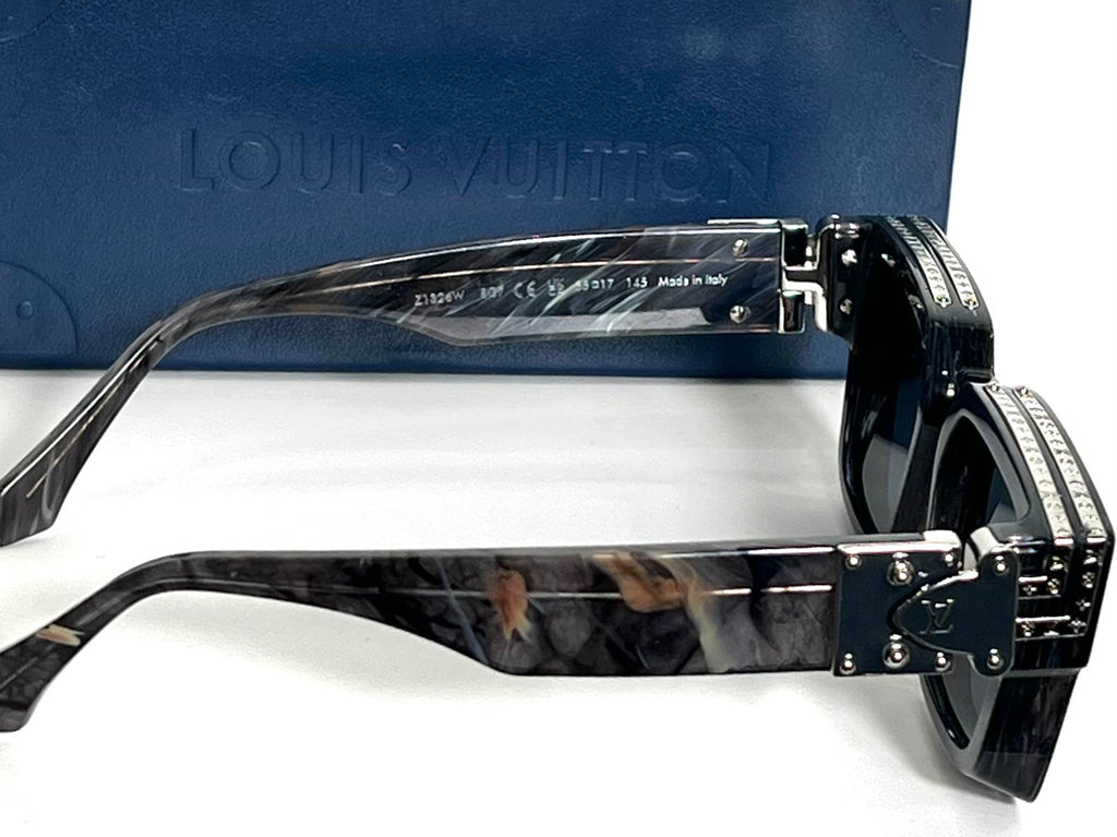 LOUIS VUITTONS MILLIONAIRES Z1326W SUNGLASSES IN BLACK MARBLE