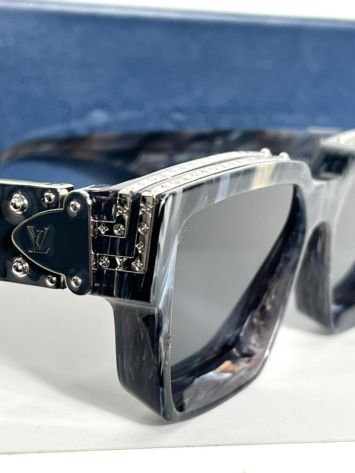 LOUIS VUITTONS MILLIONAIRES Z1326W SUNGLASSES IN BLACK MARBLE