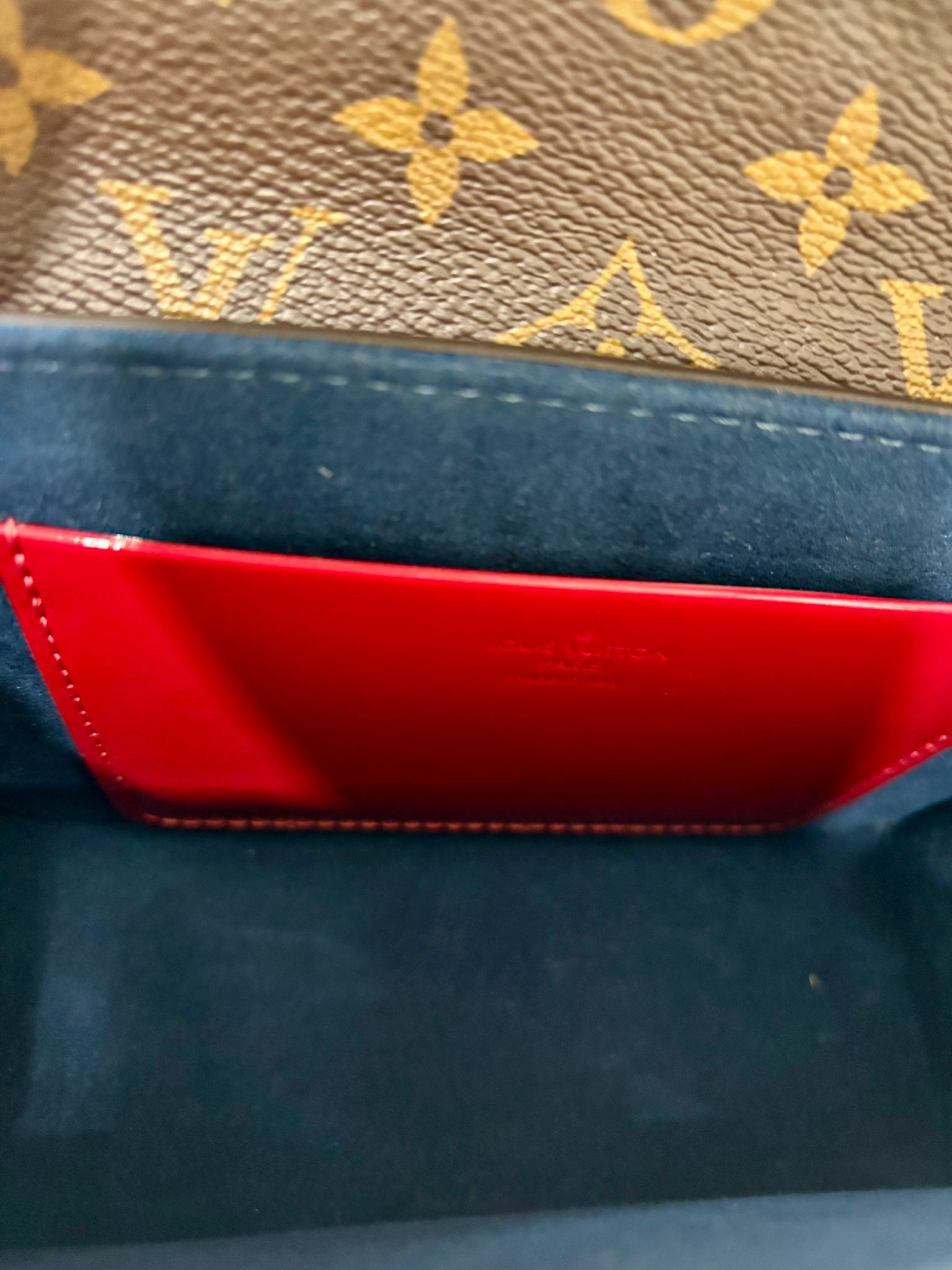 LOUIS VUITTON WYNWOOD MONOGRAM VERNIS BAG