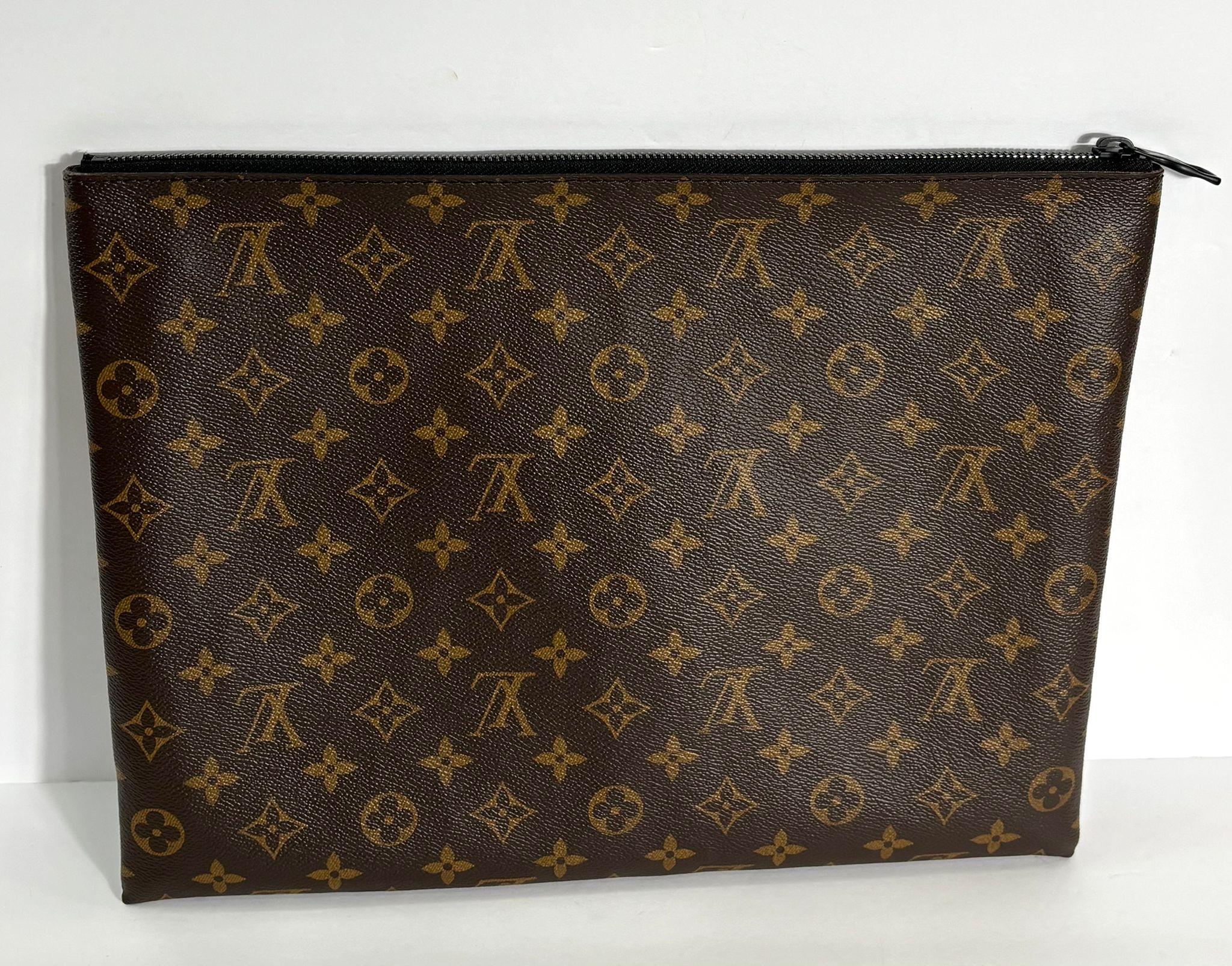 LOUIS VUITTON X VIRGIL ABLOH A4 MONOGRAM POUCH