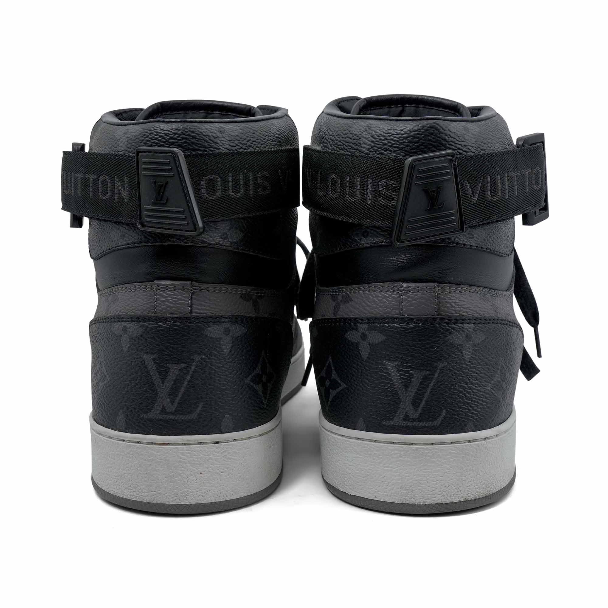 Louis Vuitton 'Rivoli' Sneakers - Men's 10