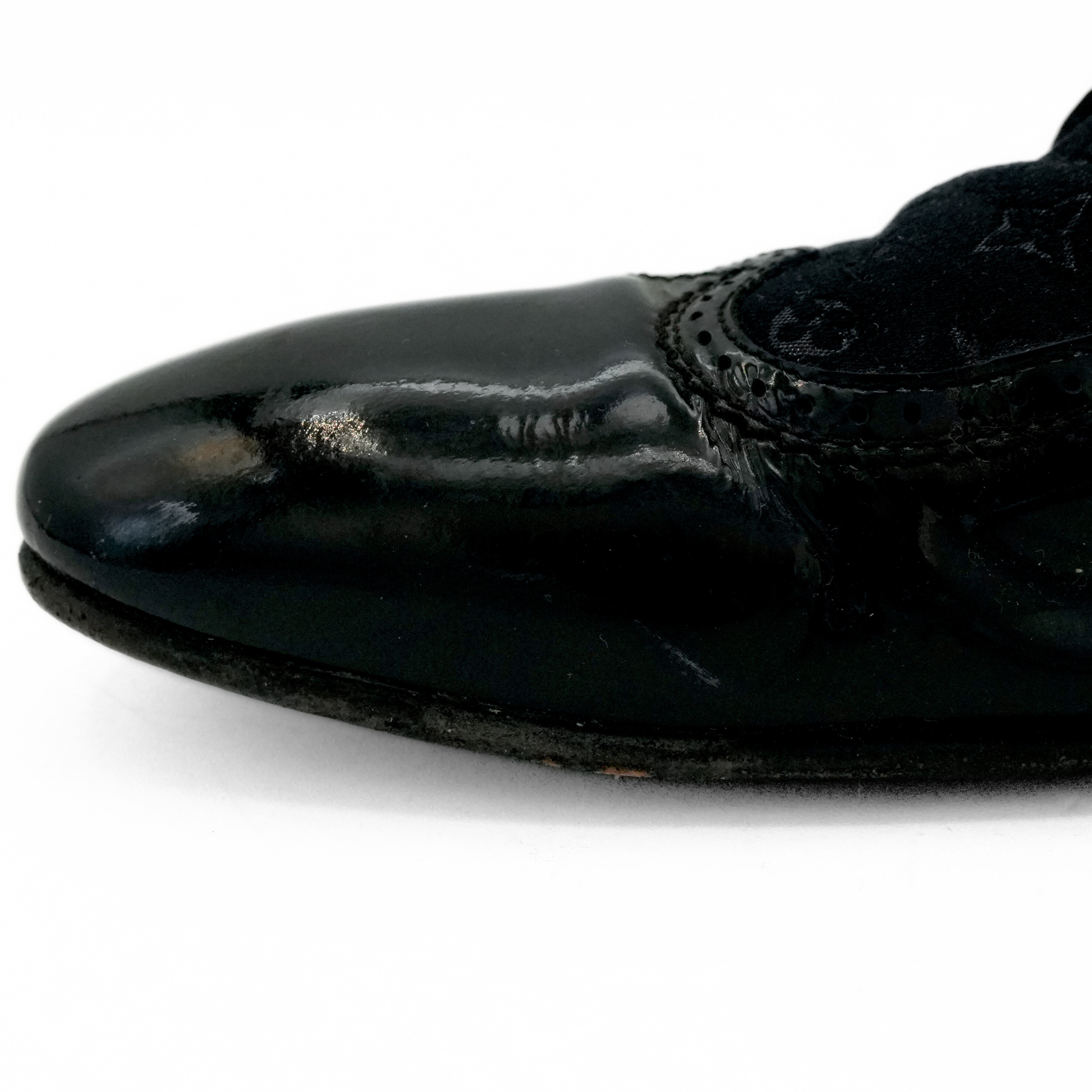 Louis Vuitton Monogram Loafers - Men's 8
